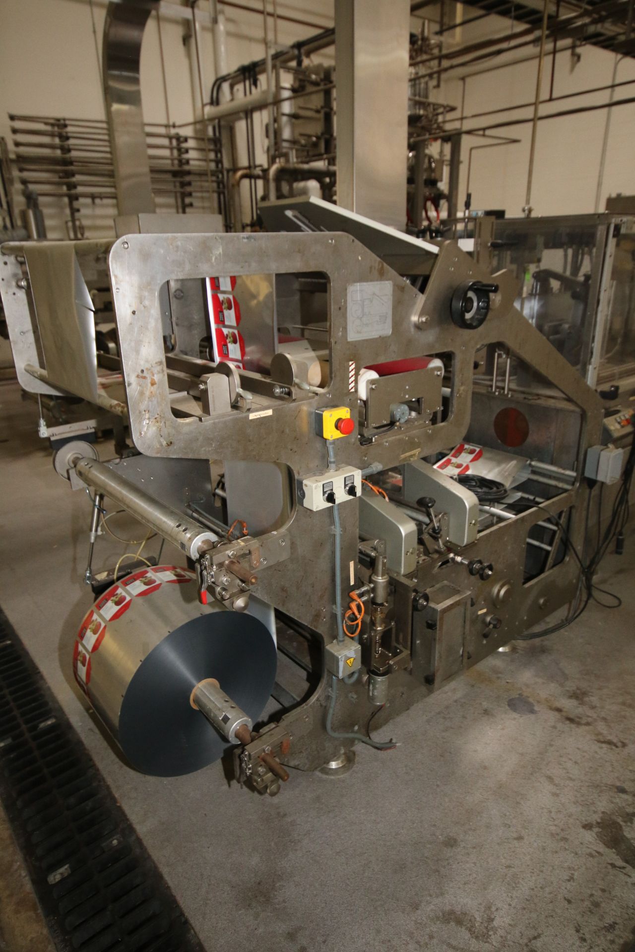 Volpak Pouch Filler, M/N S-240-DF, Fecha 14-04-00, N Fab 1018-2-A, with S/S Infeed Vessel/Funnel and - Image 8 of 12