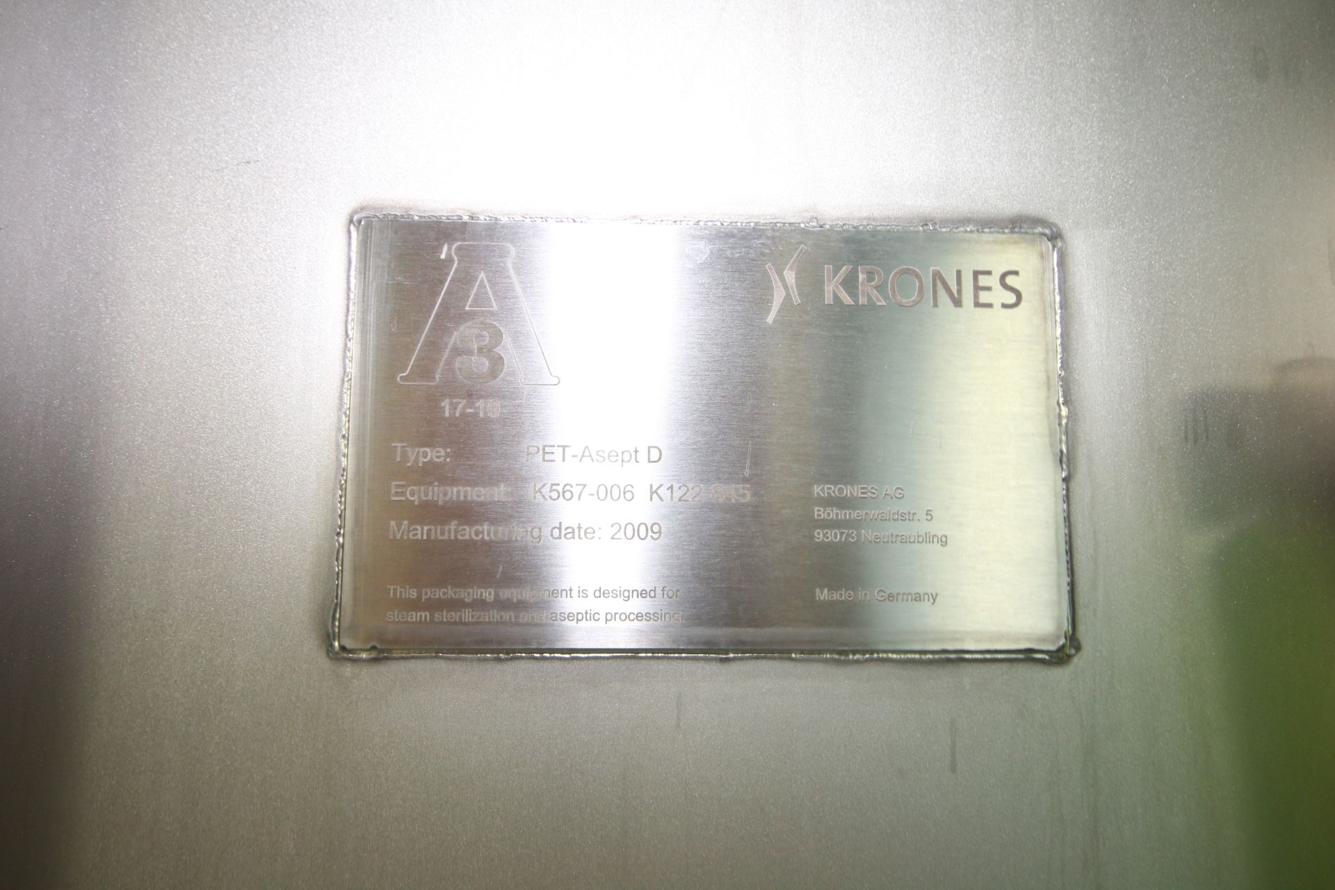 BULK BID: KRONES ASEPTIC FILLING SYSTEM, 2009 Krones PET-Aseptic Filling System, S/S Vaporization - Image 15 of 50