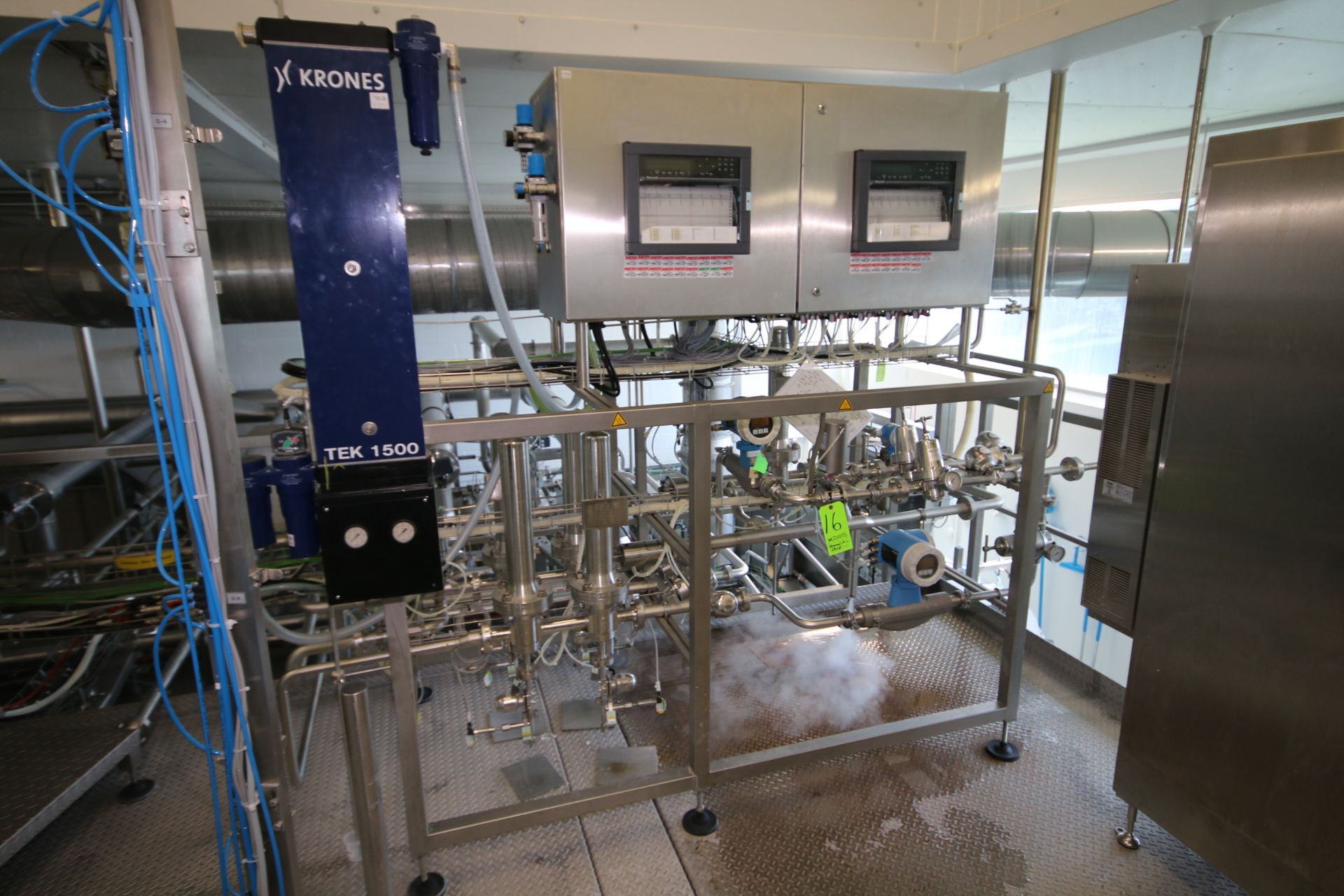 BULK BID: KRONES ASEPTIC FILLING SYSTEM, 2009 Krones PET-Aseptic Filling System, S/S Vaporization - Image 6 of 50