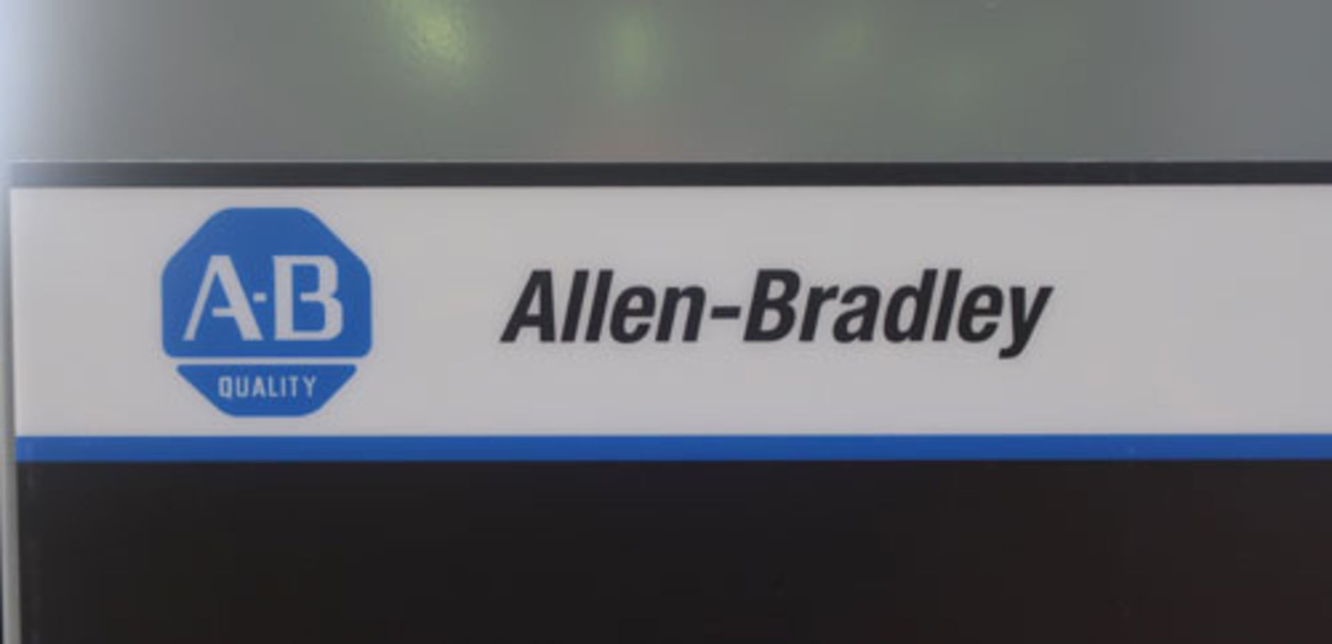 Unused Allen-Bradley Powerflex 700 350 HP AC Drive, 480VAC, 3 phase, 415 AMPS. IP20/Type 1, Serial # - Image 3 of 11