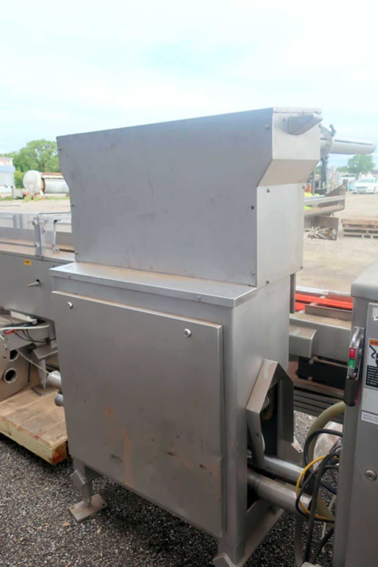 Campbell Wrapper Corp. Horizontal Flow Wrapper, Model: Revolution. Unit has a 2-up seal head, - Image 14 of 46