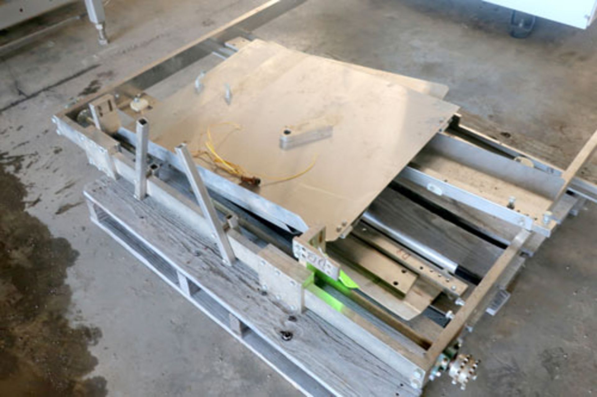 Douglas Machine Wrap Around Case Packer, Model: WACP-21. Includes extended automatic case - Image 38 of 48