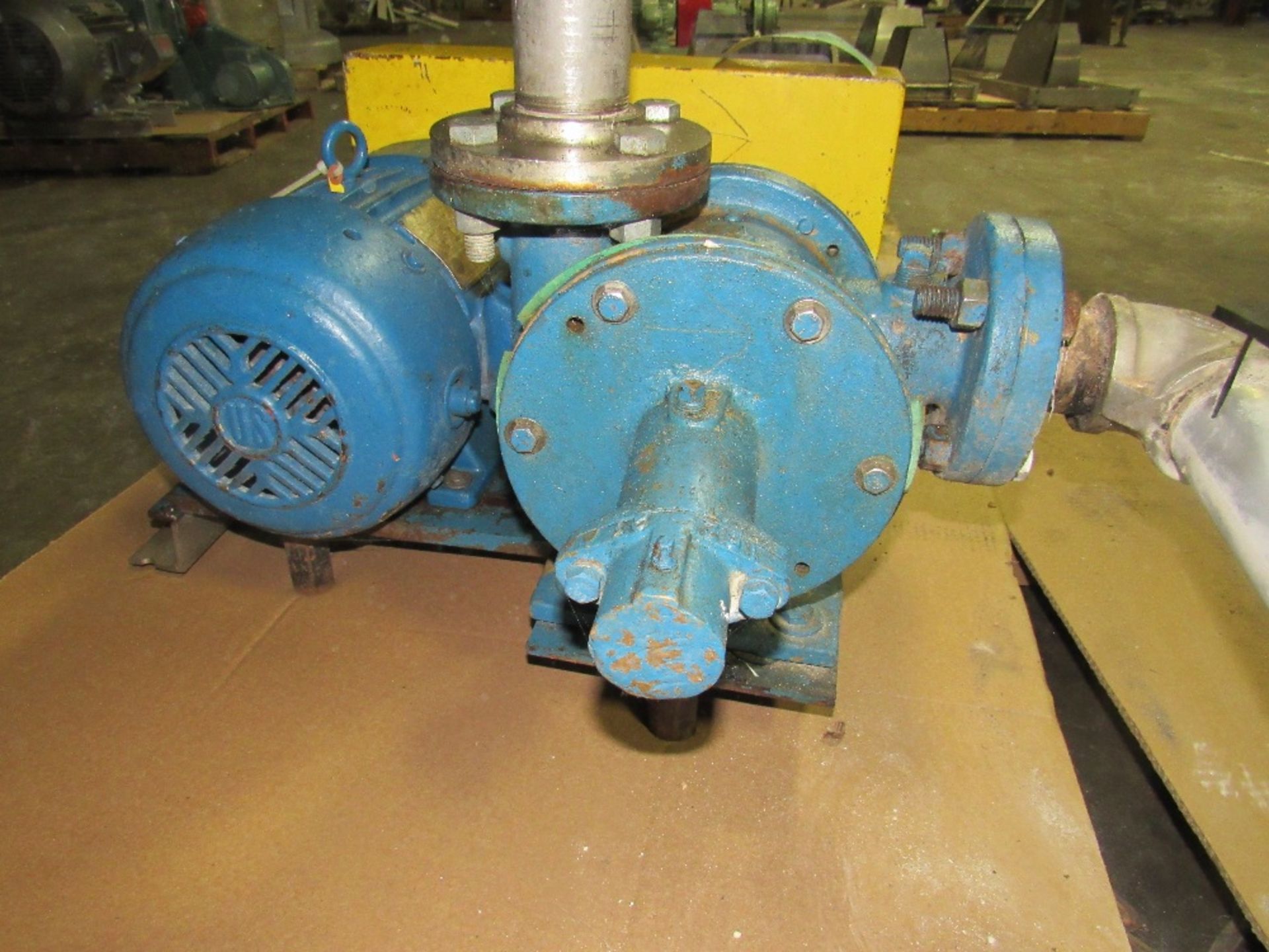 Positive displacement Pump with Relief Valve, Chain and Sprocket drive. -- (RIGGING INCLUDED WITH - Image 3 of 10