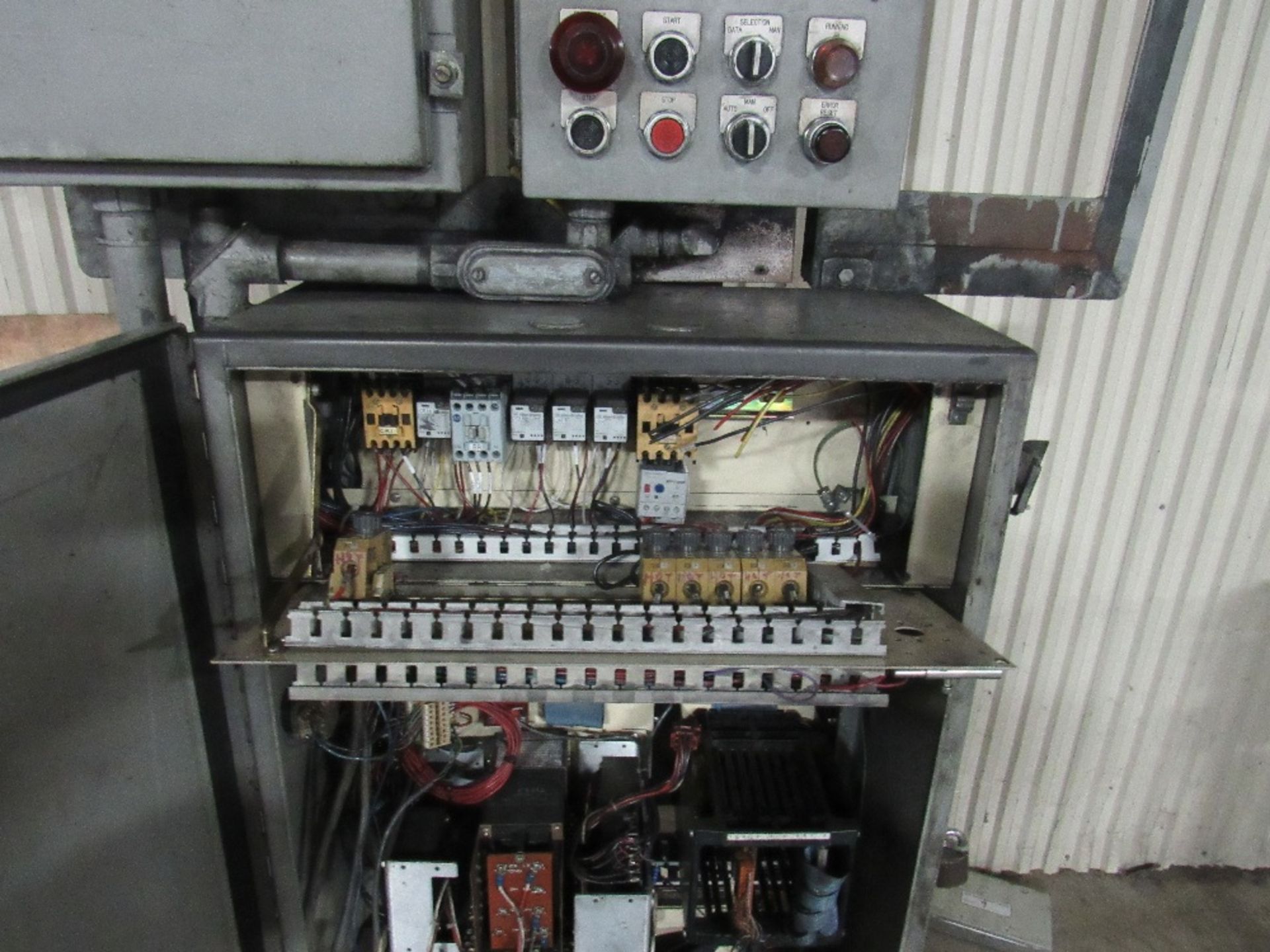 480V Electric Control Box with Misc. controller including VFD, Disconnect, etc. -- (RIGGING INCLUDED - Image 29 of 36