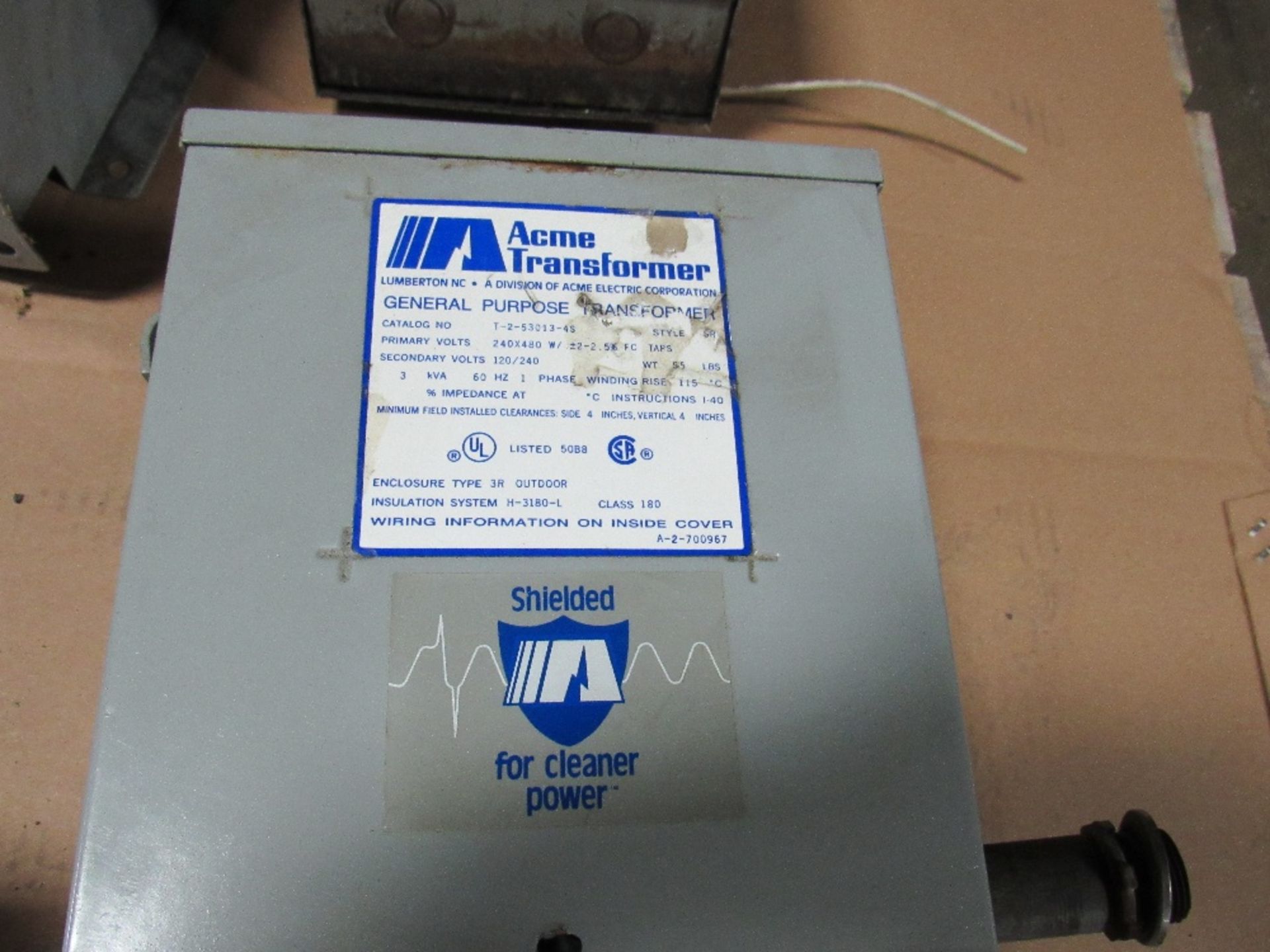 One lot 3 Transformers, Assortment -- Removal and loading free. Optional prep for shipping $25.00. - Image 4 of 4