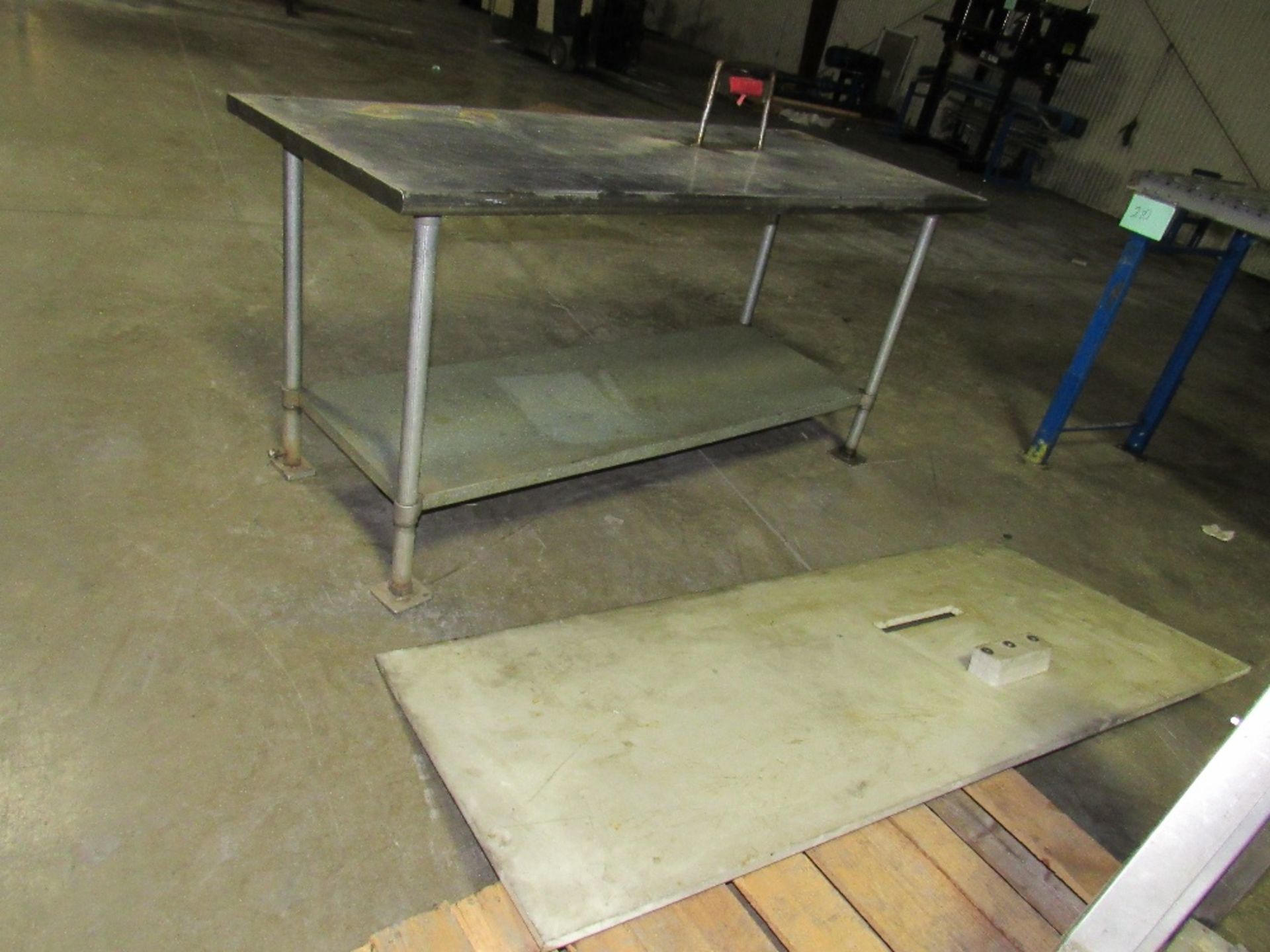 Stainless Steel Table with Teflon removable Plate Cover - Galvanized second surface -- (RIGGING - Image 11 of 14