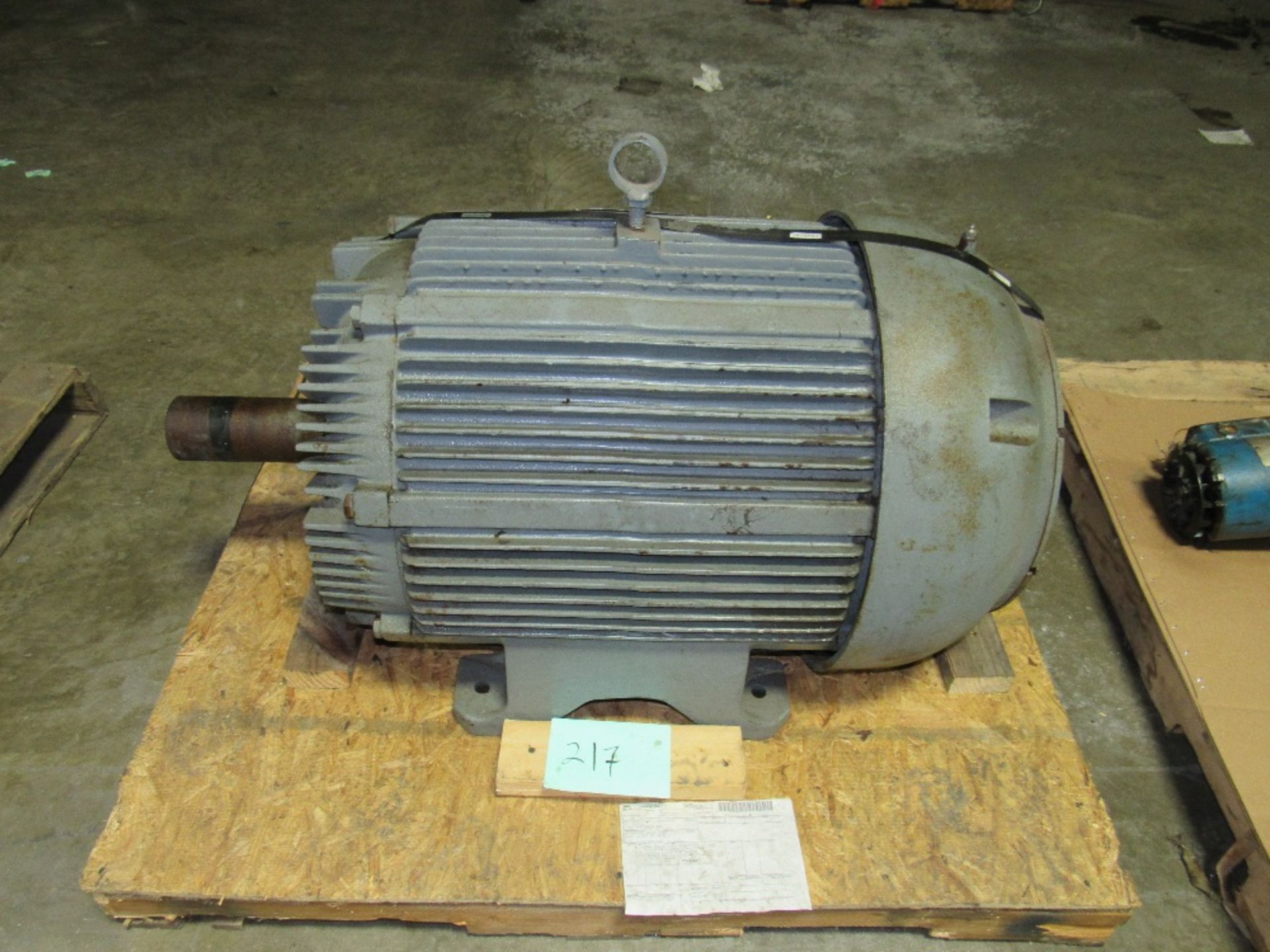 100-HP Siemen Electric Motor, 230 Volts, Frame 444T, 1185 RPM, 3" dia. Shaft. Removal and loading