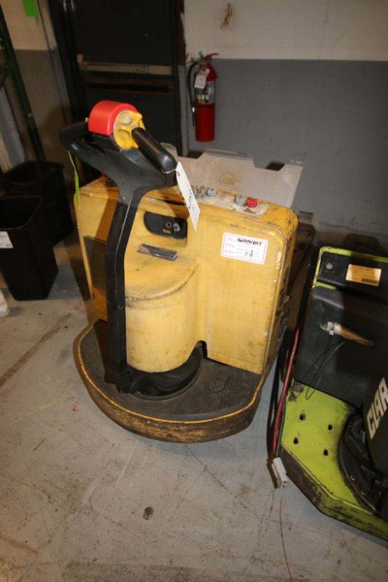 Yale 24 V 6,000 lb. Capacity Electic Pallet Jack, M/N MPW060SEN24T2748, S/N A897N01728Y, with 48" - Image 3 of 3