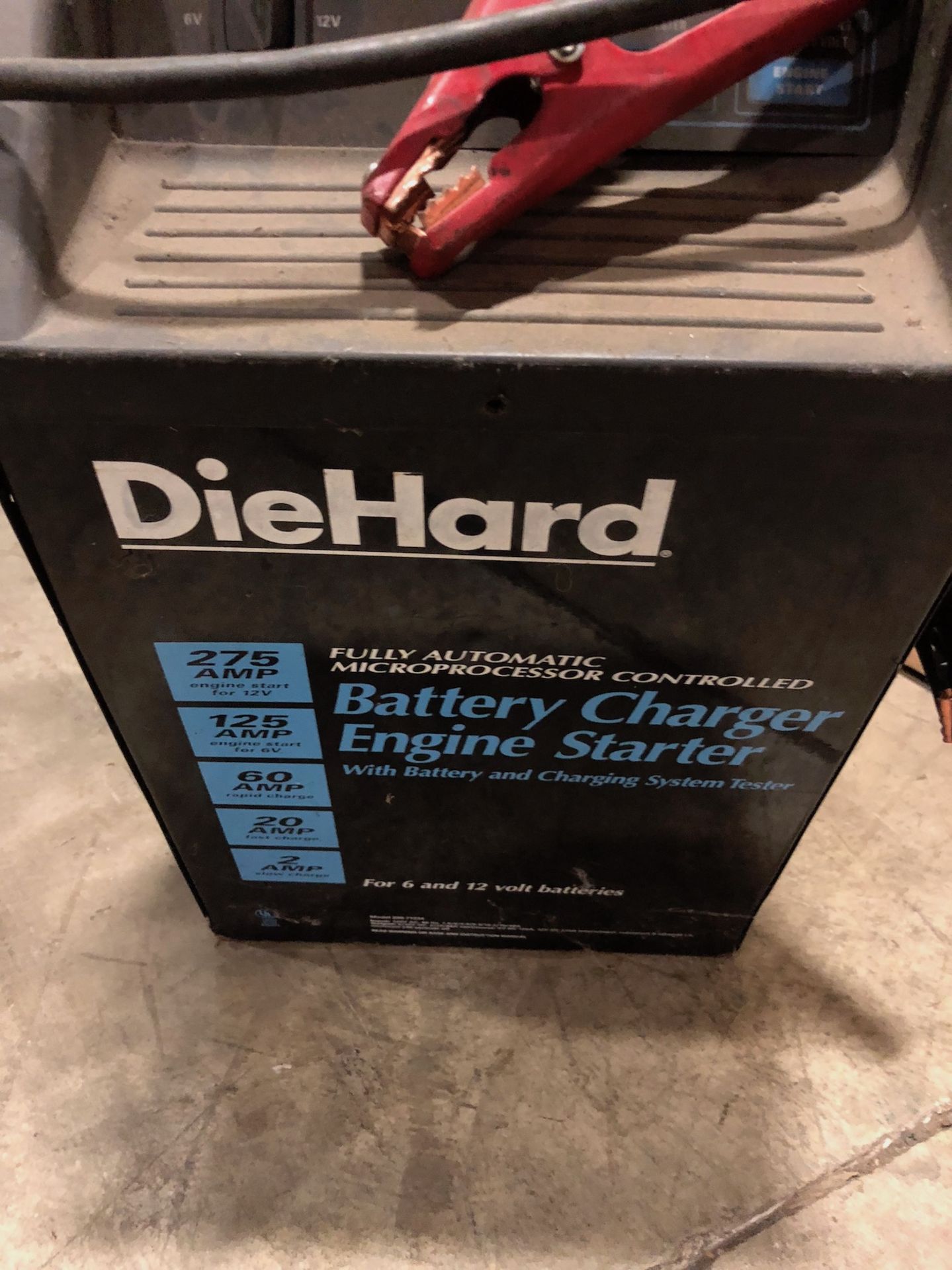 DieHard 12 V Battery Charger / Jump Starter / Engine Starter - Image 2 of 2