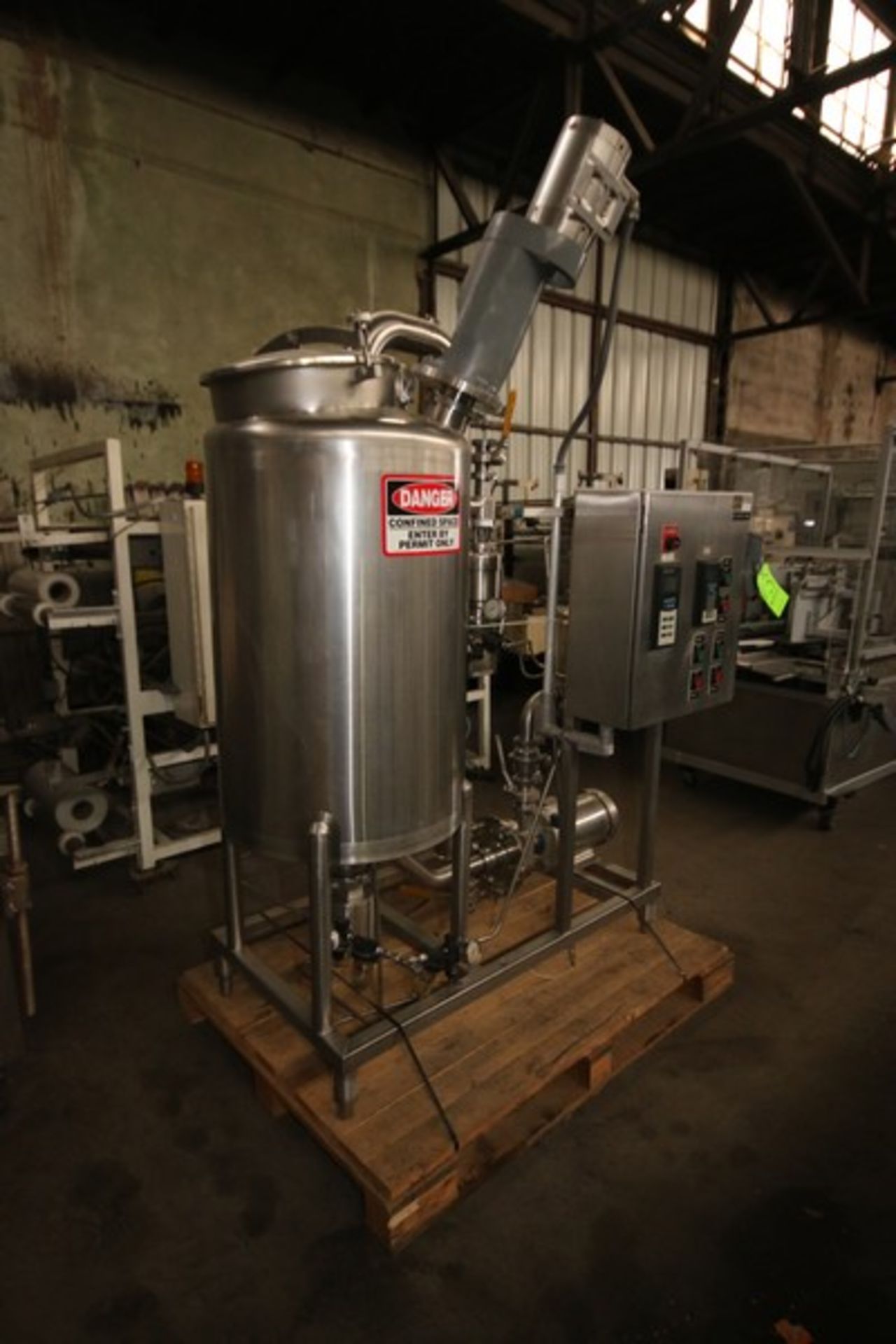 S/S Tank & Pump System, with Aprox. 90 Gal. S/S Single Wall Tank, Tank Dims.: Aprox. 38" H x 27"