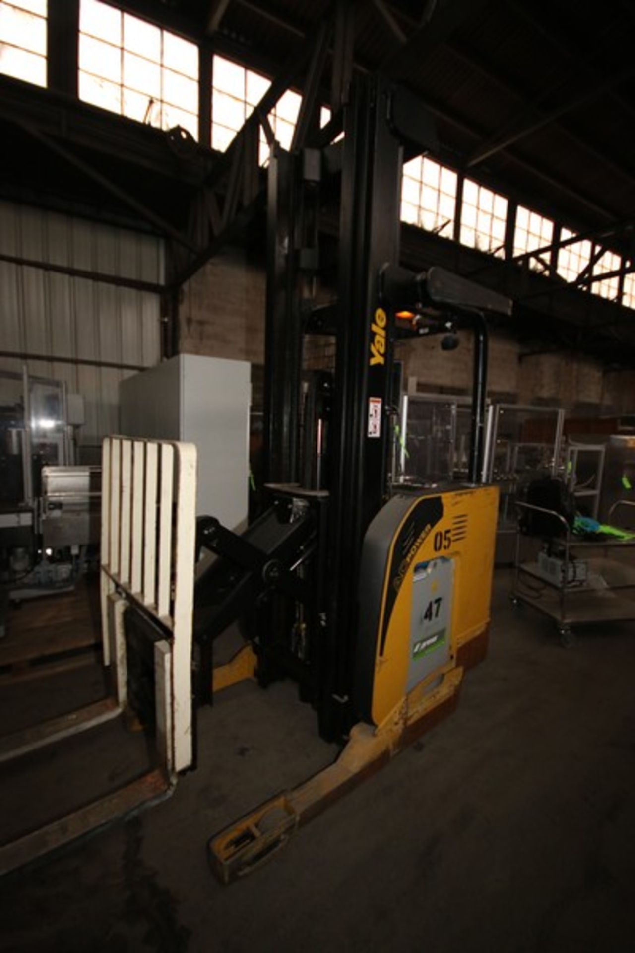 Yale 3,500 lb. Stand-Up Electric Forklift, M/N NR035EANL36TE119, S/N D815N02324F, with 8,343 Hrs, - Image 2 of 5