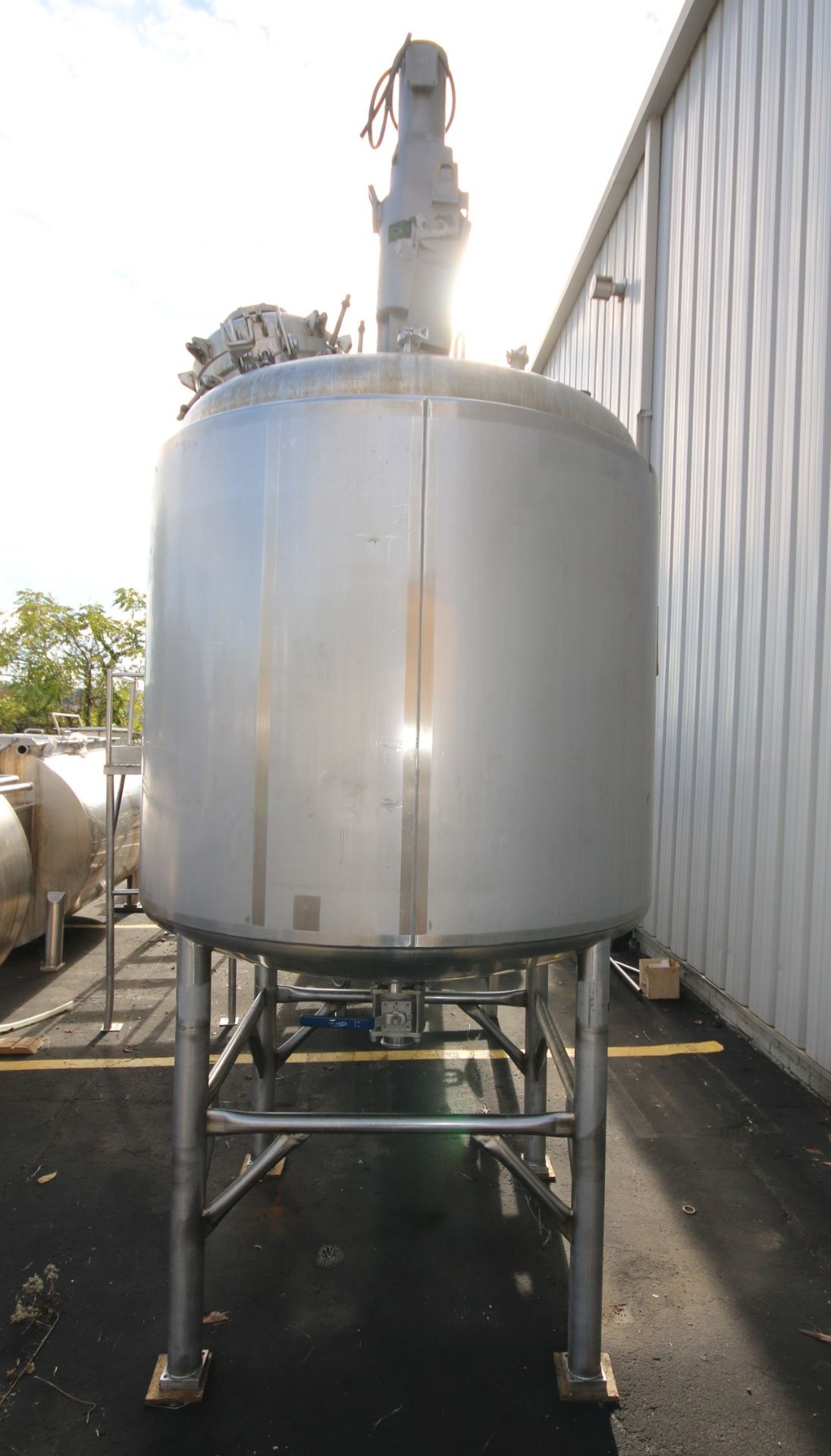 Precision Stainless Inc. 600 Gallon Dome Top Jacketed S/S Tank, S/N 6091-14, Lightnin Vertical - Image 5 of 10