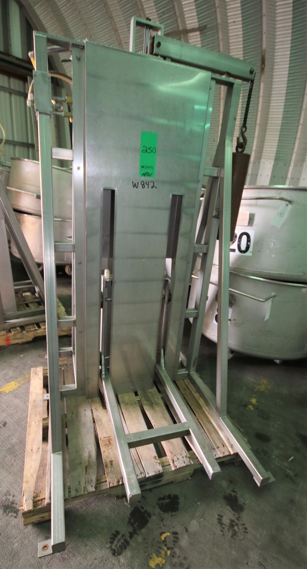 Pneumatic S/S Lift, Lifts Up To 52"H x 30"W (Used for Bakery Products) (W842) Rigging/Handling