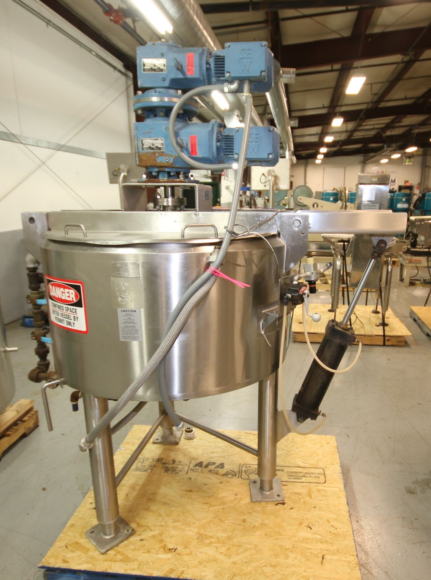 Cherry Burrel Aprox. 75 Gal Hinged Lid S/S Processor / Kettle, SN E-458-90, with Dual Motion - Image 7 of 11