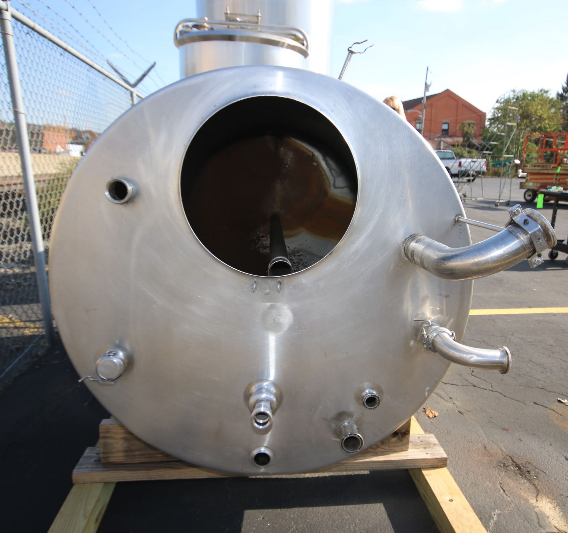 Approx 500 Gallon, verticle S/S CIP Tank, with Top Access Door, Mounted on S/S Legs, Overall - Image 3 of 3