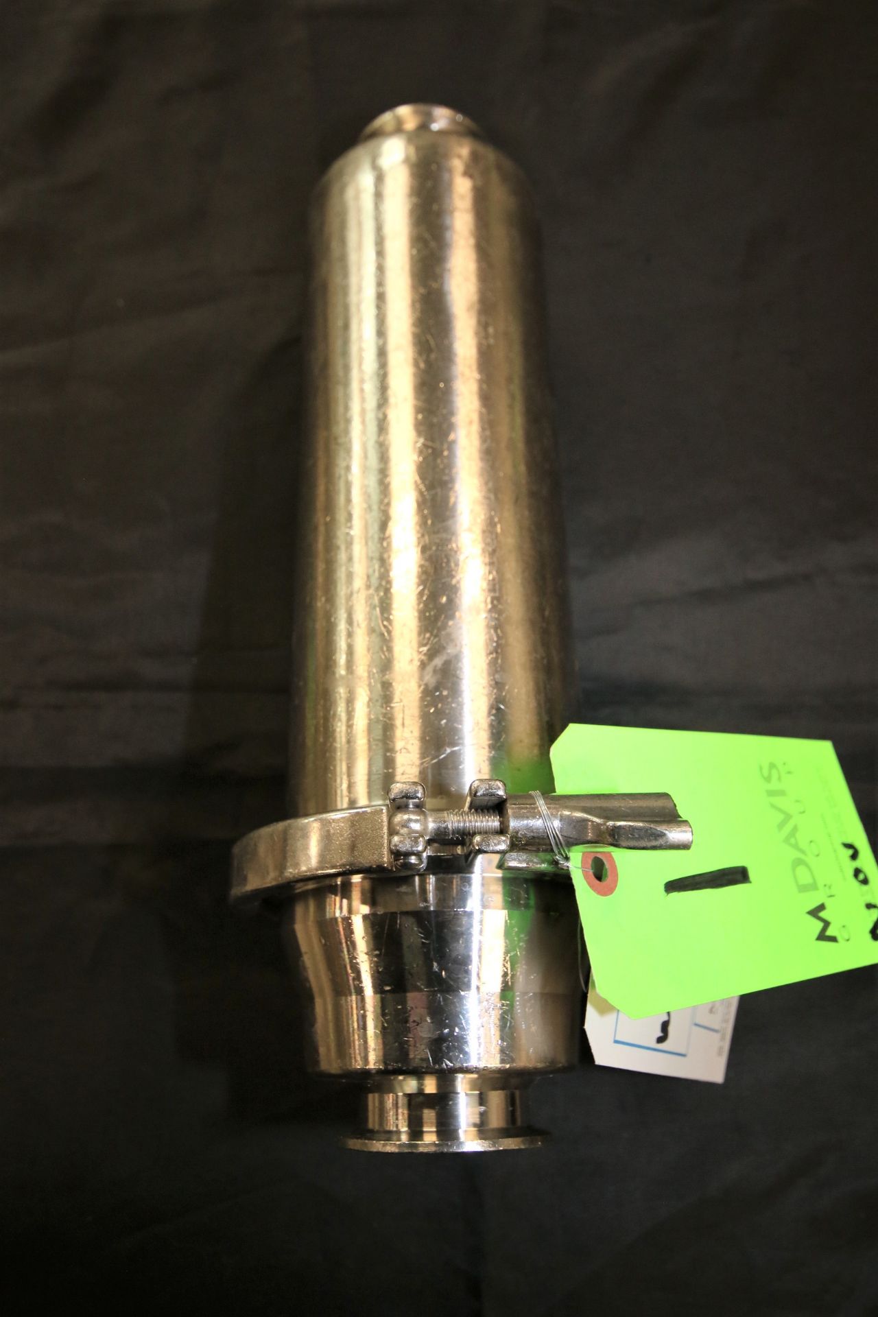 15" L x 2" Clamp Type S/S On Line Filter with Internal Screen (W676) Rigging/Handling Price: $25 *