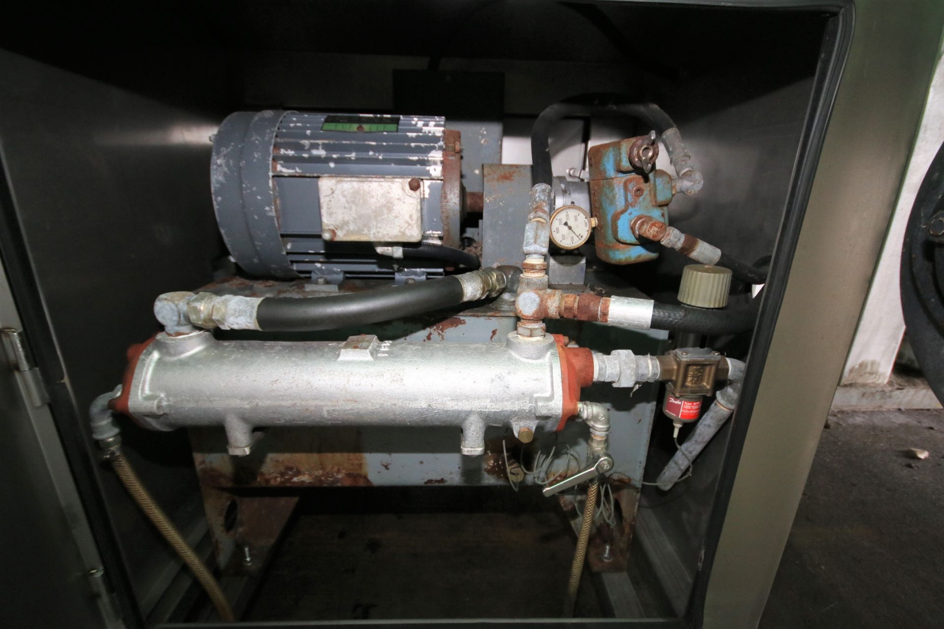 7.5hp Hydraulic System, 1745 rpm, 230/460V 3 Phase, with Resevoir, Mounted in S/S Enclosure (W843) - Image 2 of 4