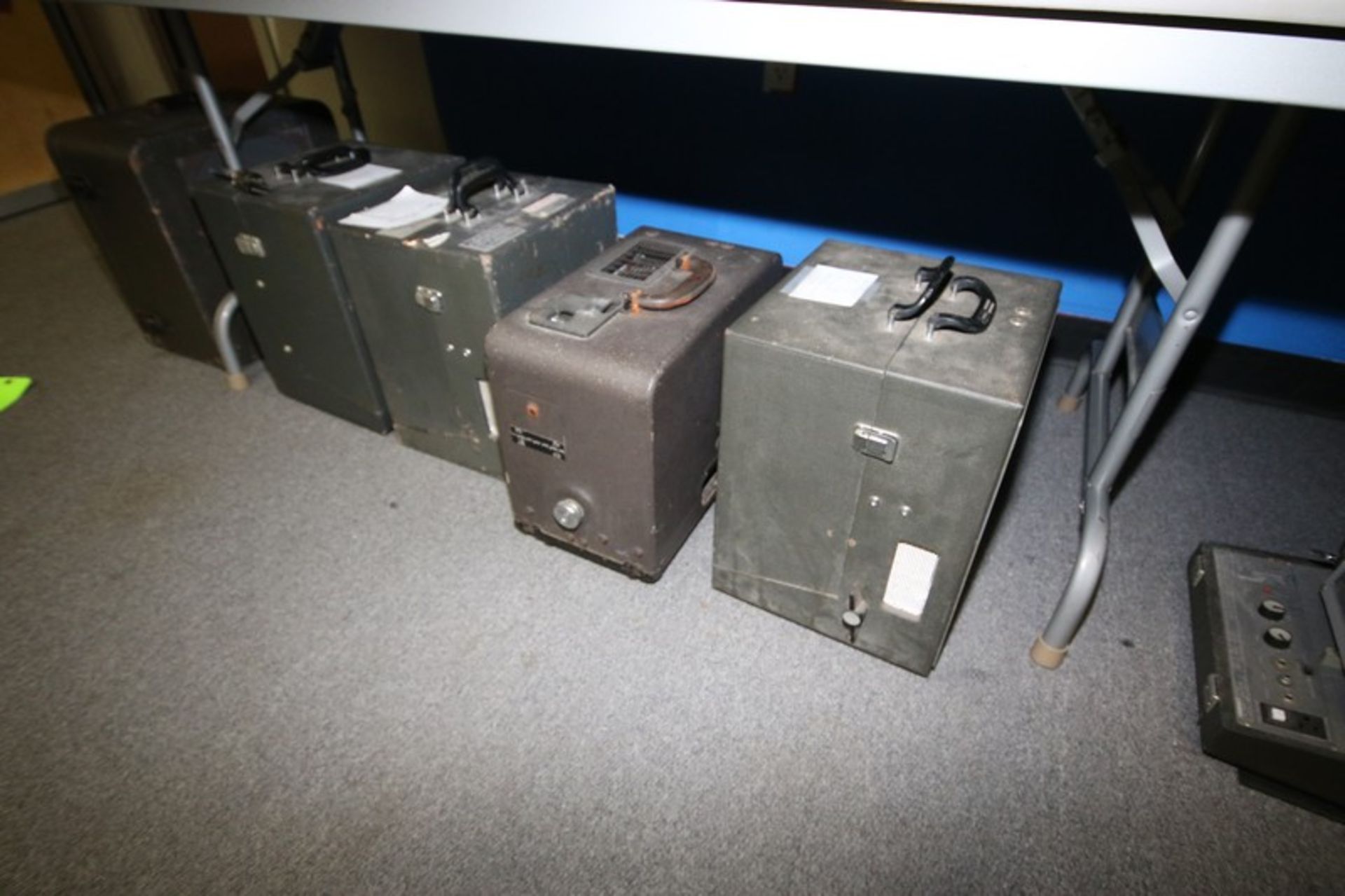 Various Projectors featuring Kodak Pageant Sound Projector - Model AV-126-TR, Elmo Sound ST-1200D in - Image 2 of 2