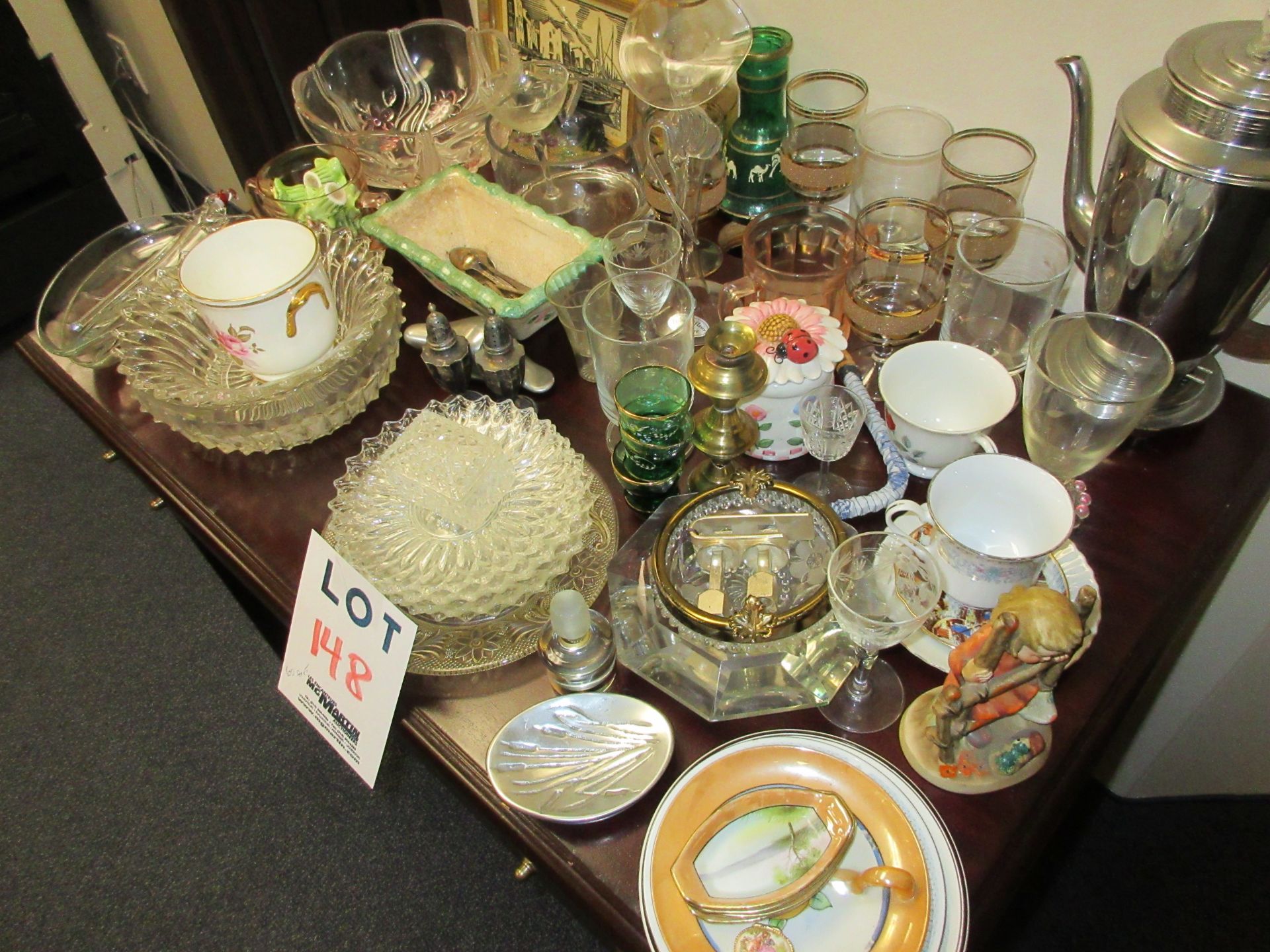 LOT OF ASSORTED ANTIQUE GLASSES, VASES, COLLECTORS DISHWARE, ETC. (60 PIECES) - Image 3 of 3