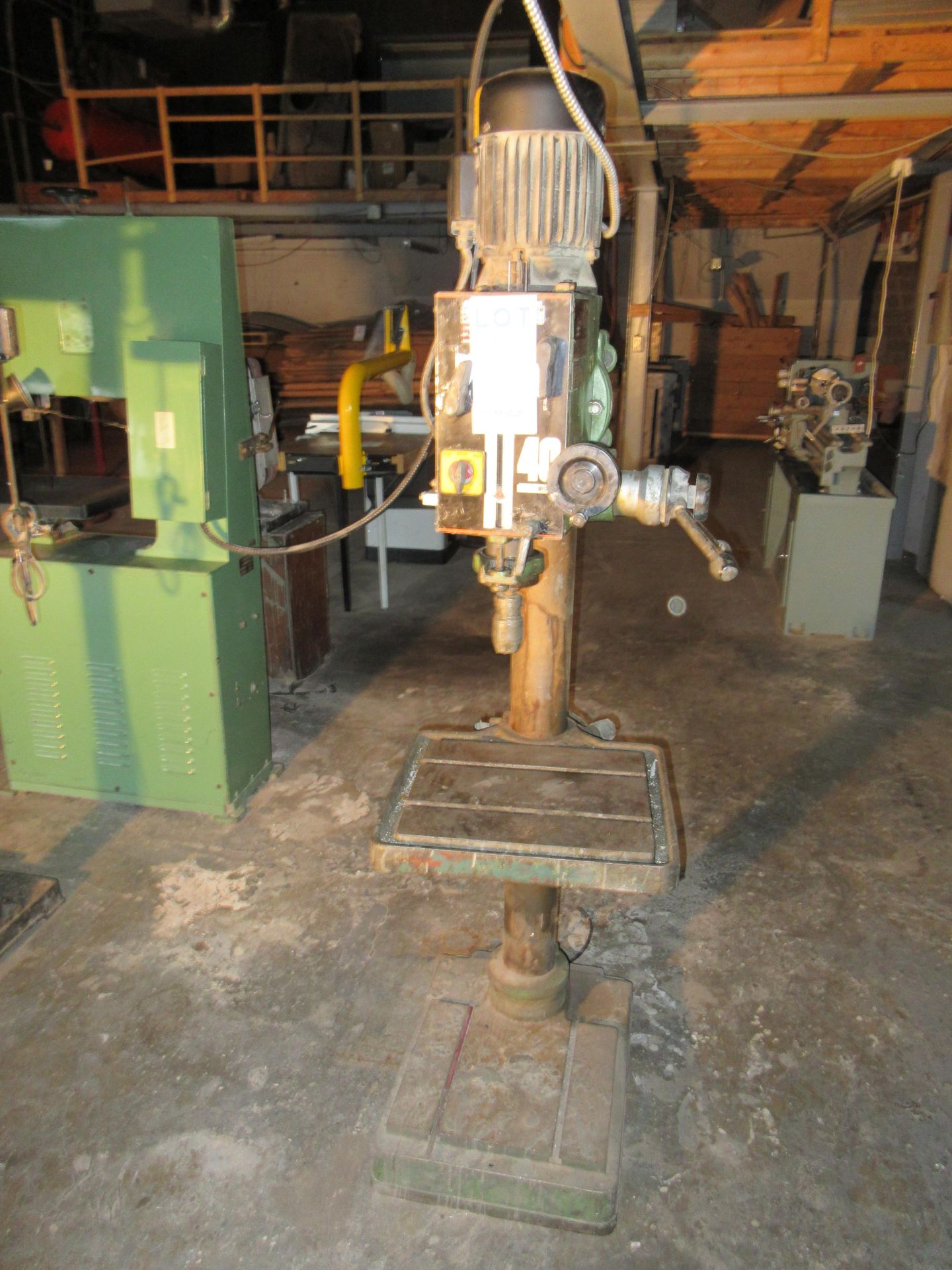 ''RONG FU'' MILL/DRILL PRESS MODEL RF-40HS, 1.5 HP, 115/230 VOLTS, 60 HZ, 1 PHASE