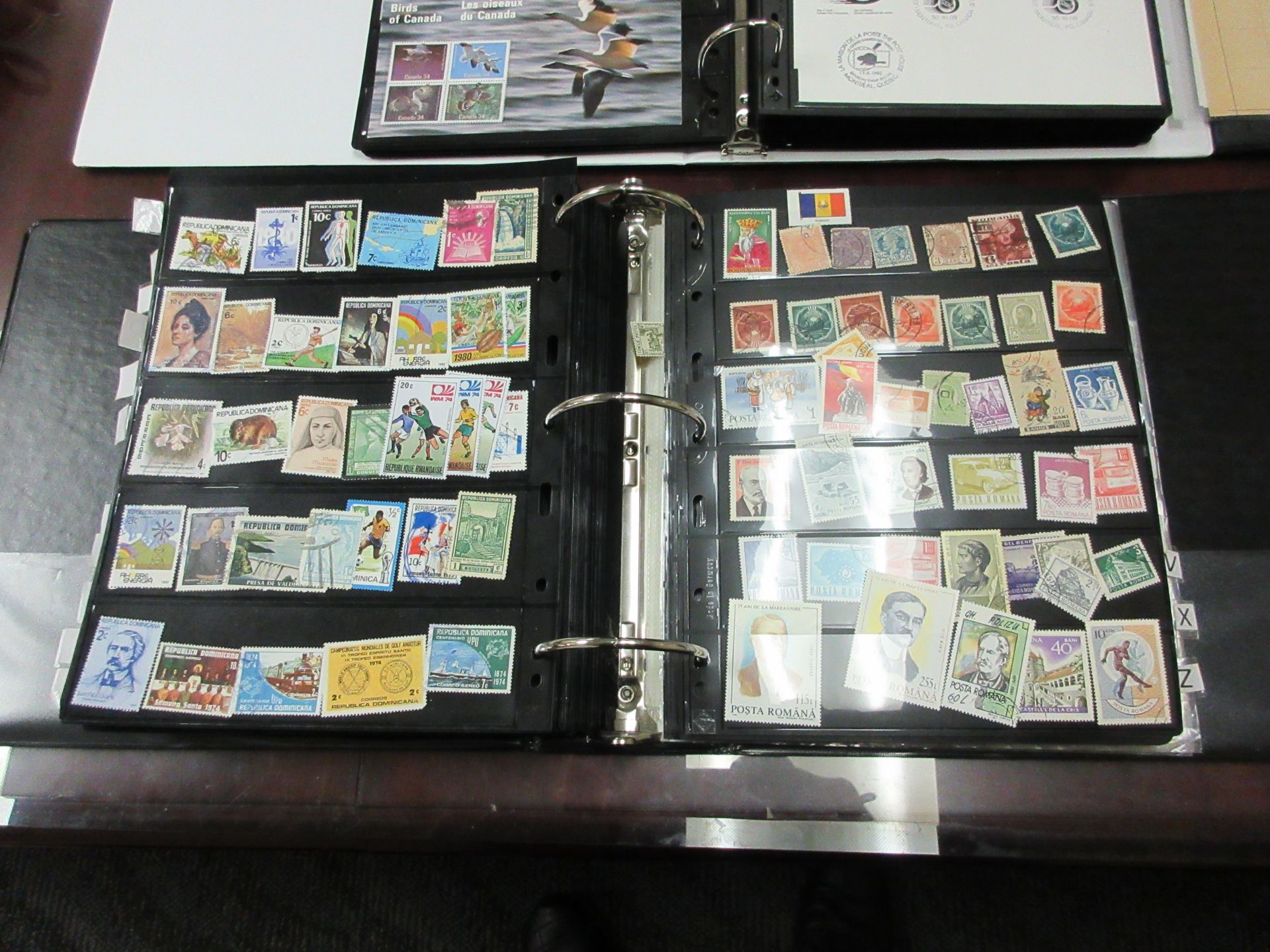 LOT OF APPROX. 15,000 COLLECTABLE WORLD STAMPS ALL ORGANIZED IN BINDERS ( SUBJECT TO APPROVAL ) - Bild 2 aus 10