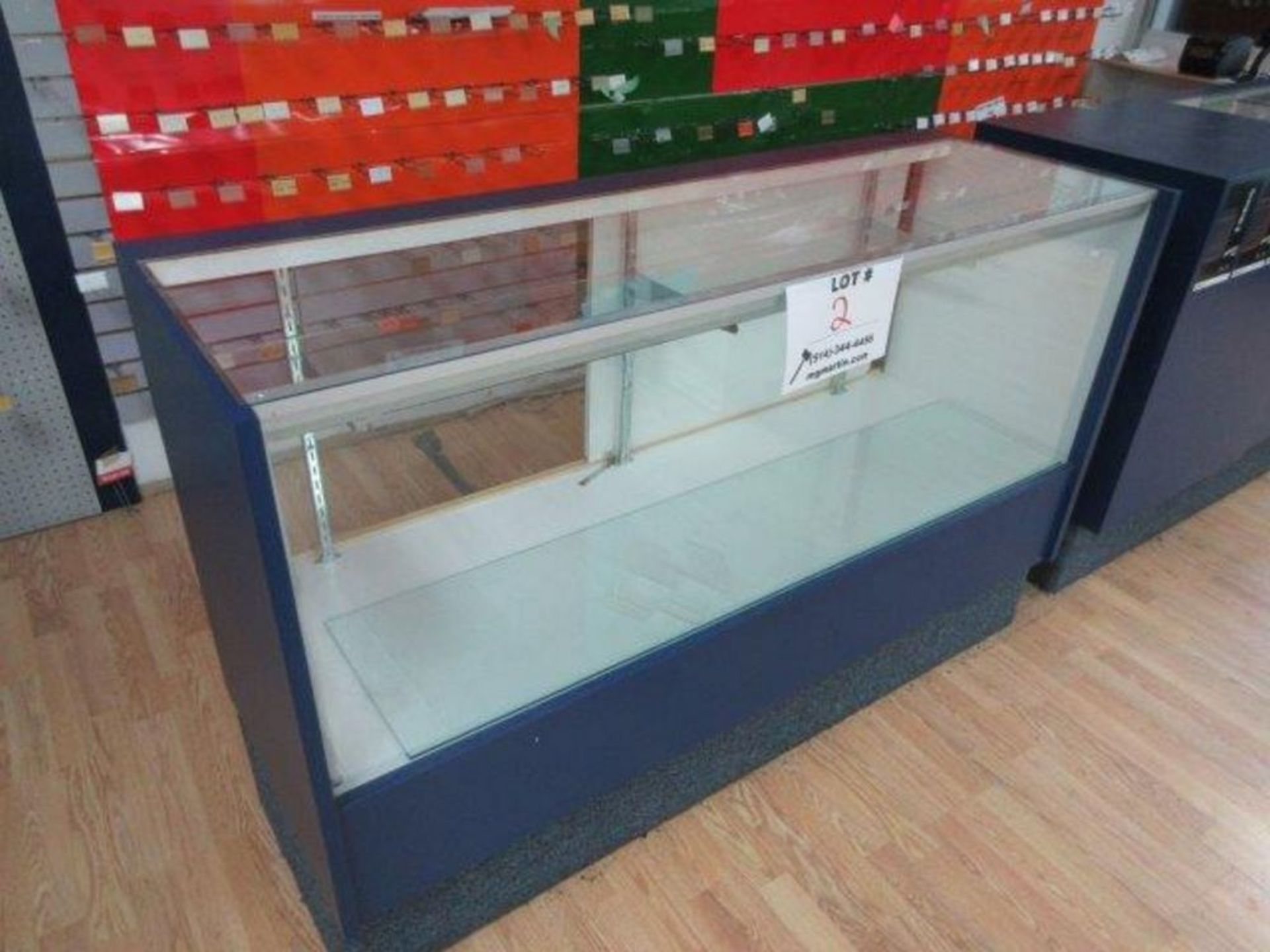 Glass display case 5 Ft. Wide x 20'' Deep x 38'' high - Image 2 of 2