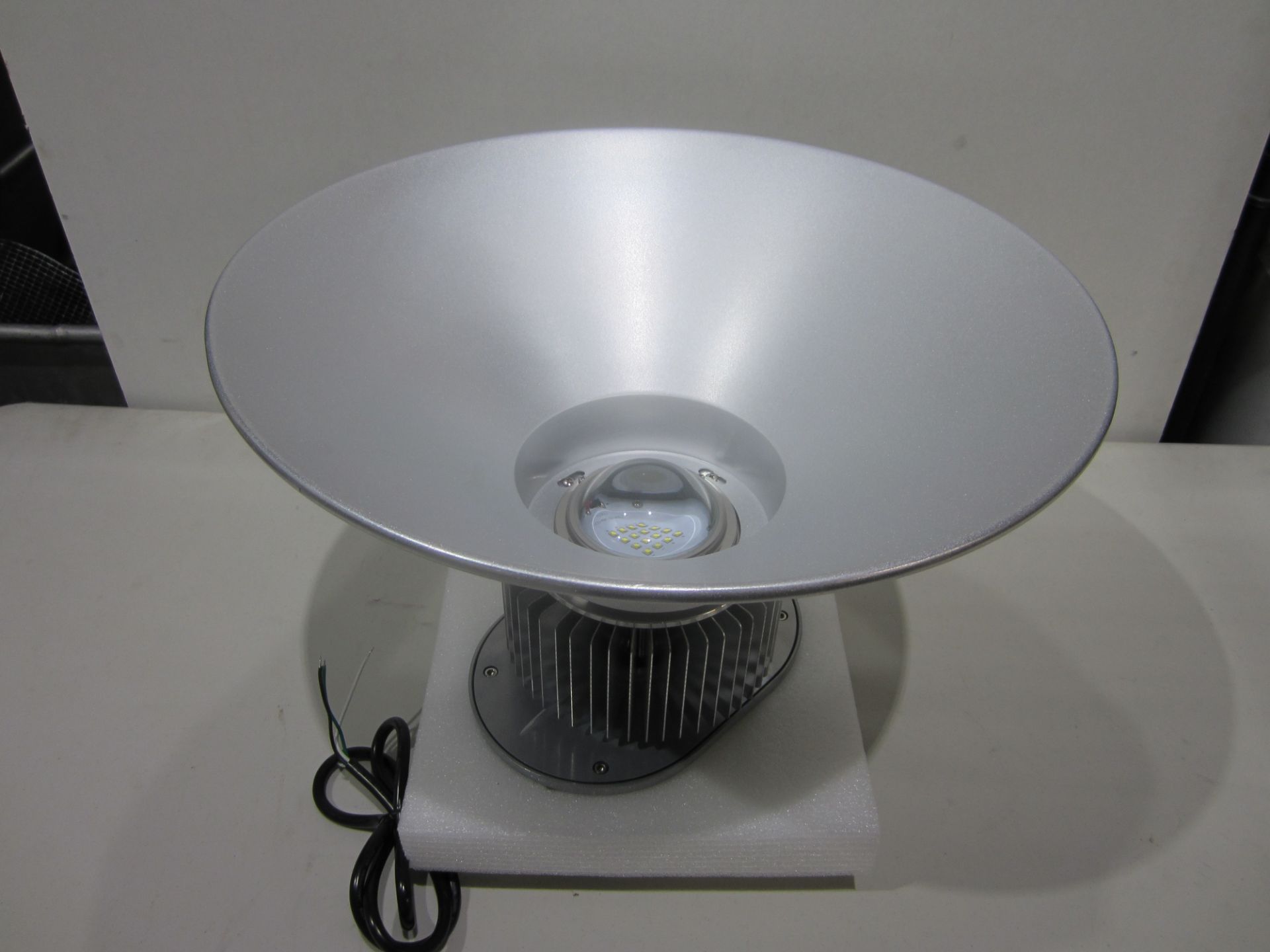 HIBAY, 5000 K , 100 WATTS (LED) LIGHT FIXTURE