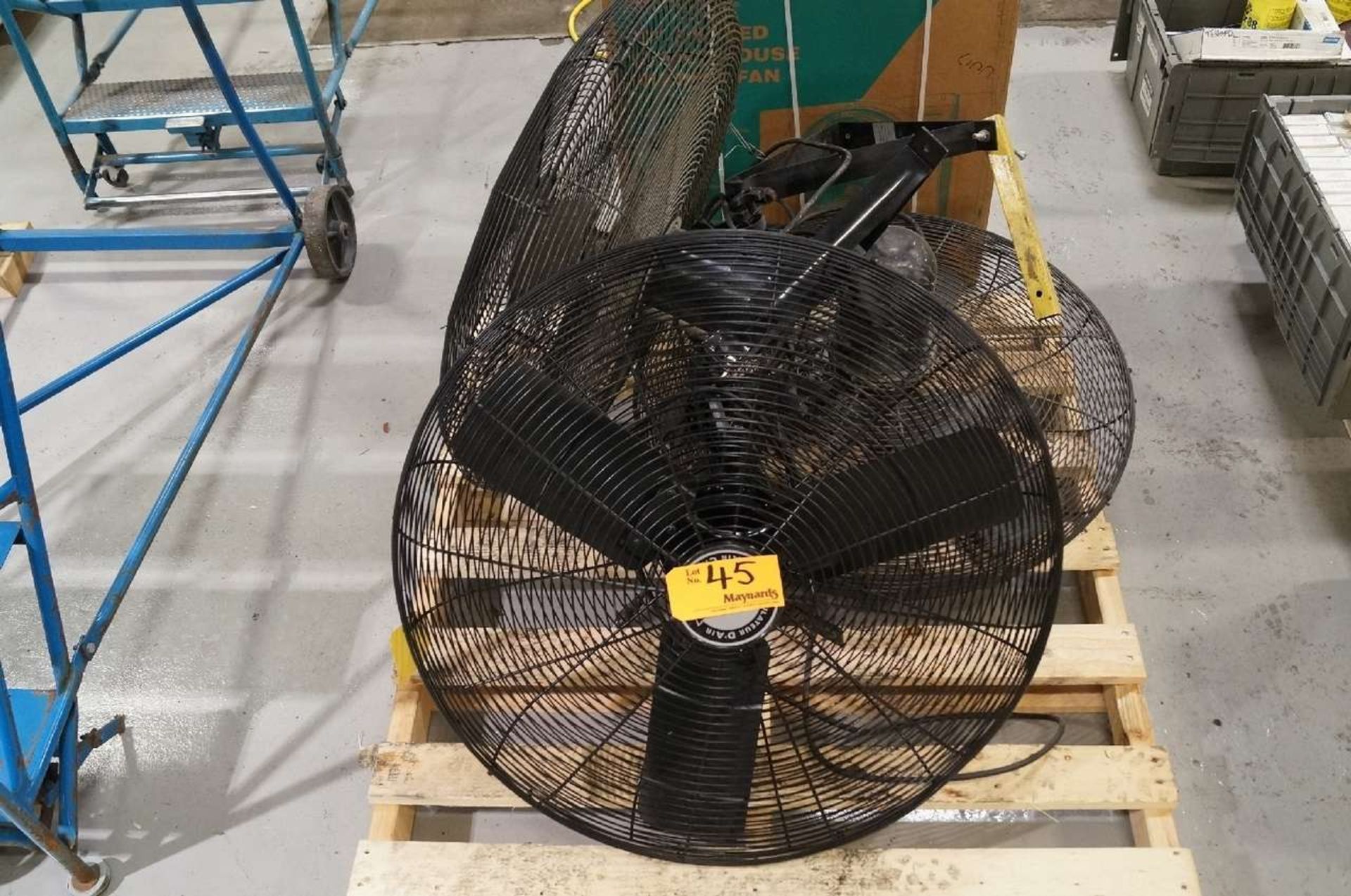 Air King NSC-243 (3) 34" Commercial Wall Mount Fans