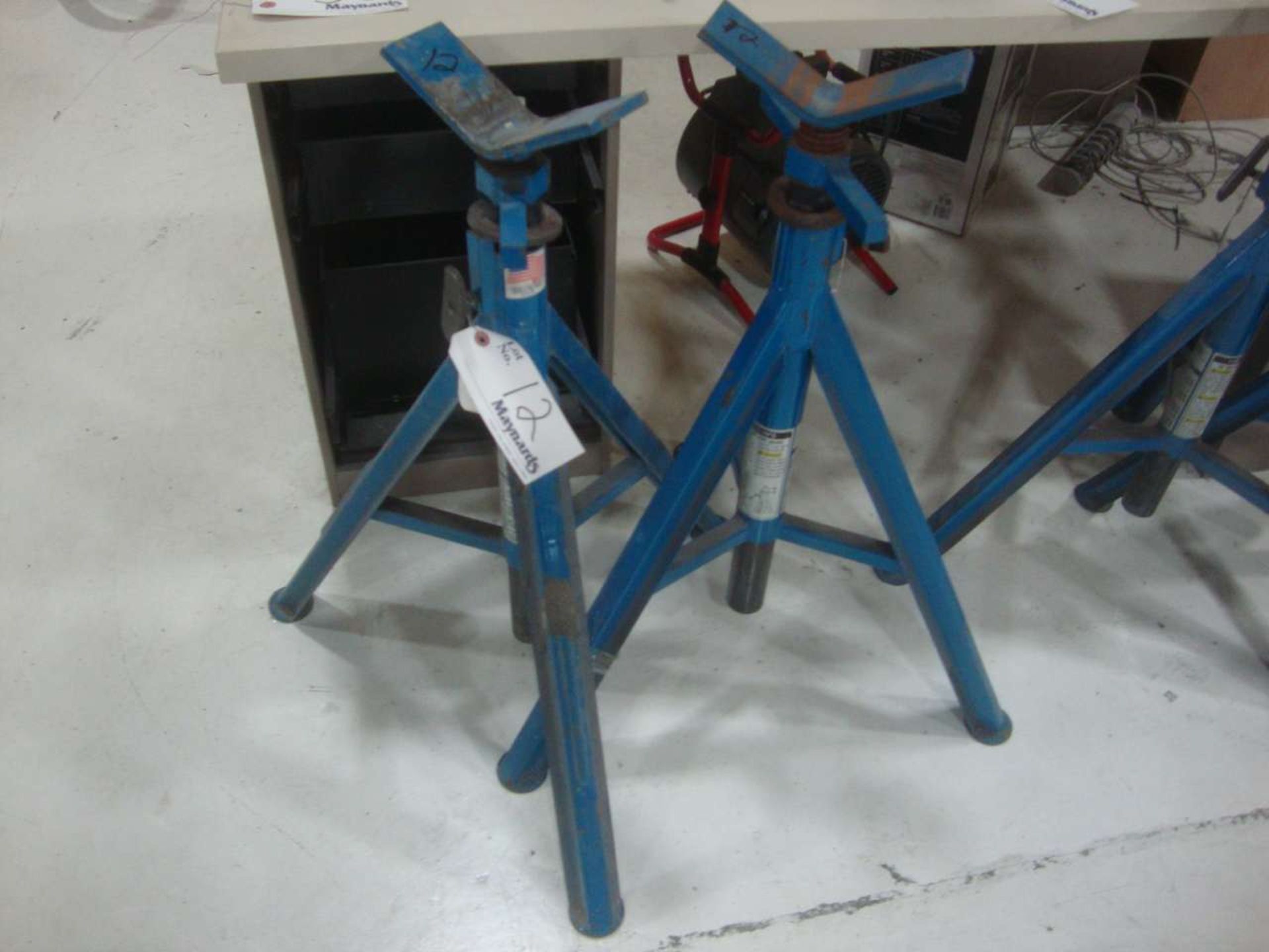 Midco Jack stands