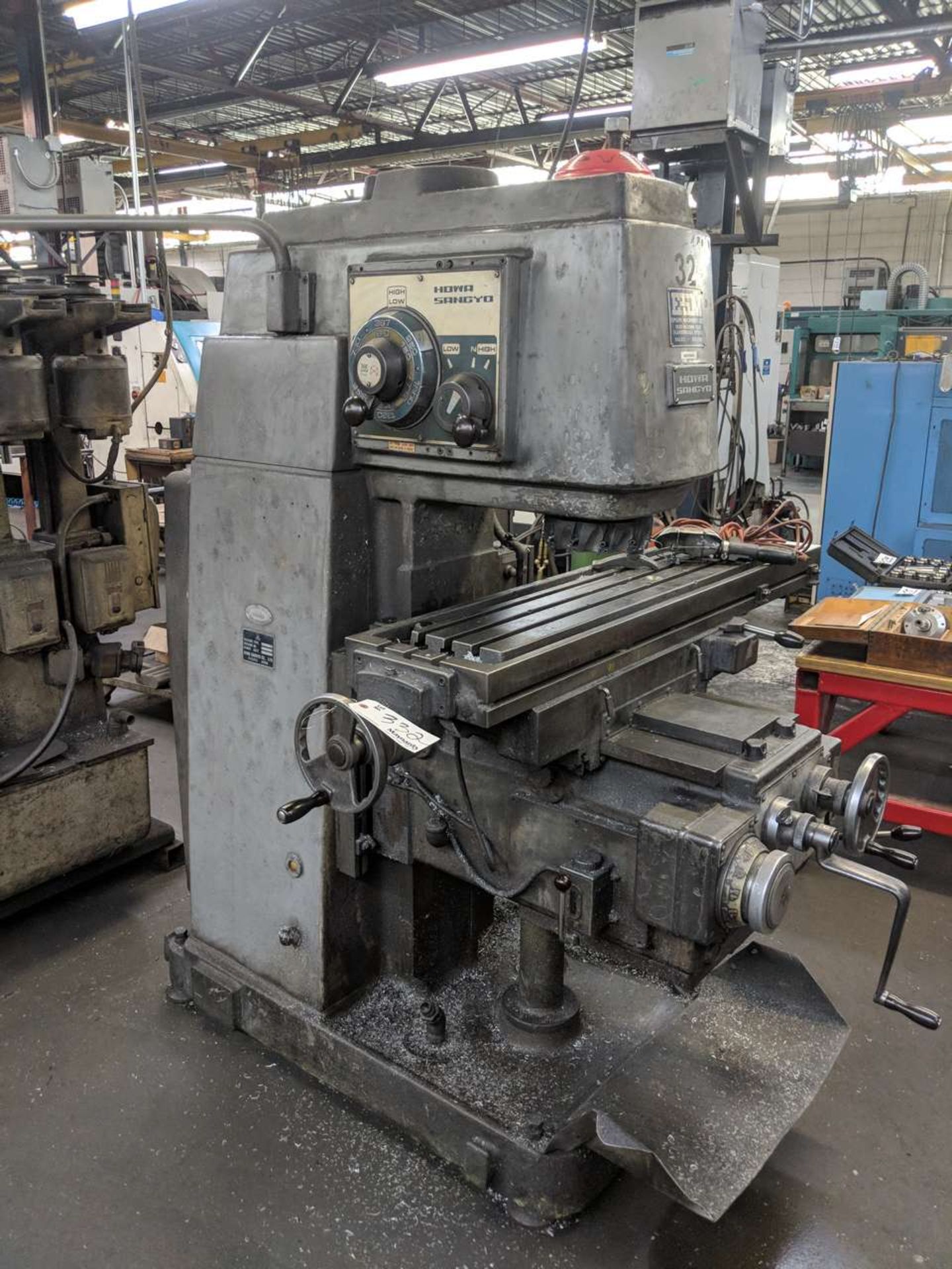 Howa Sangyo Howa 1000 Vertical Mill