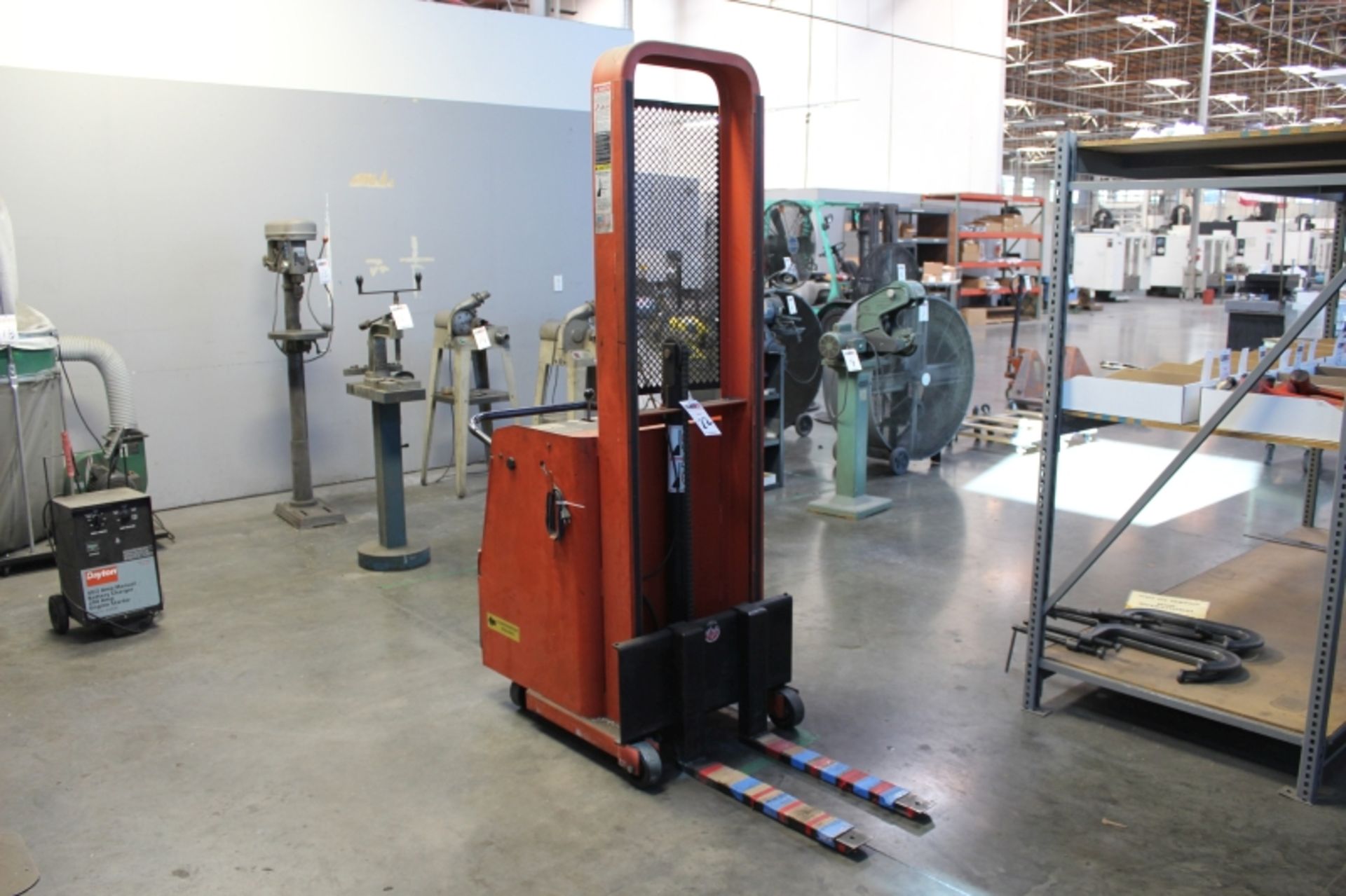 Presto Lift Electric Fork Lift 200lb Max