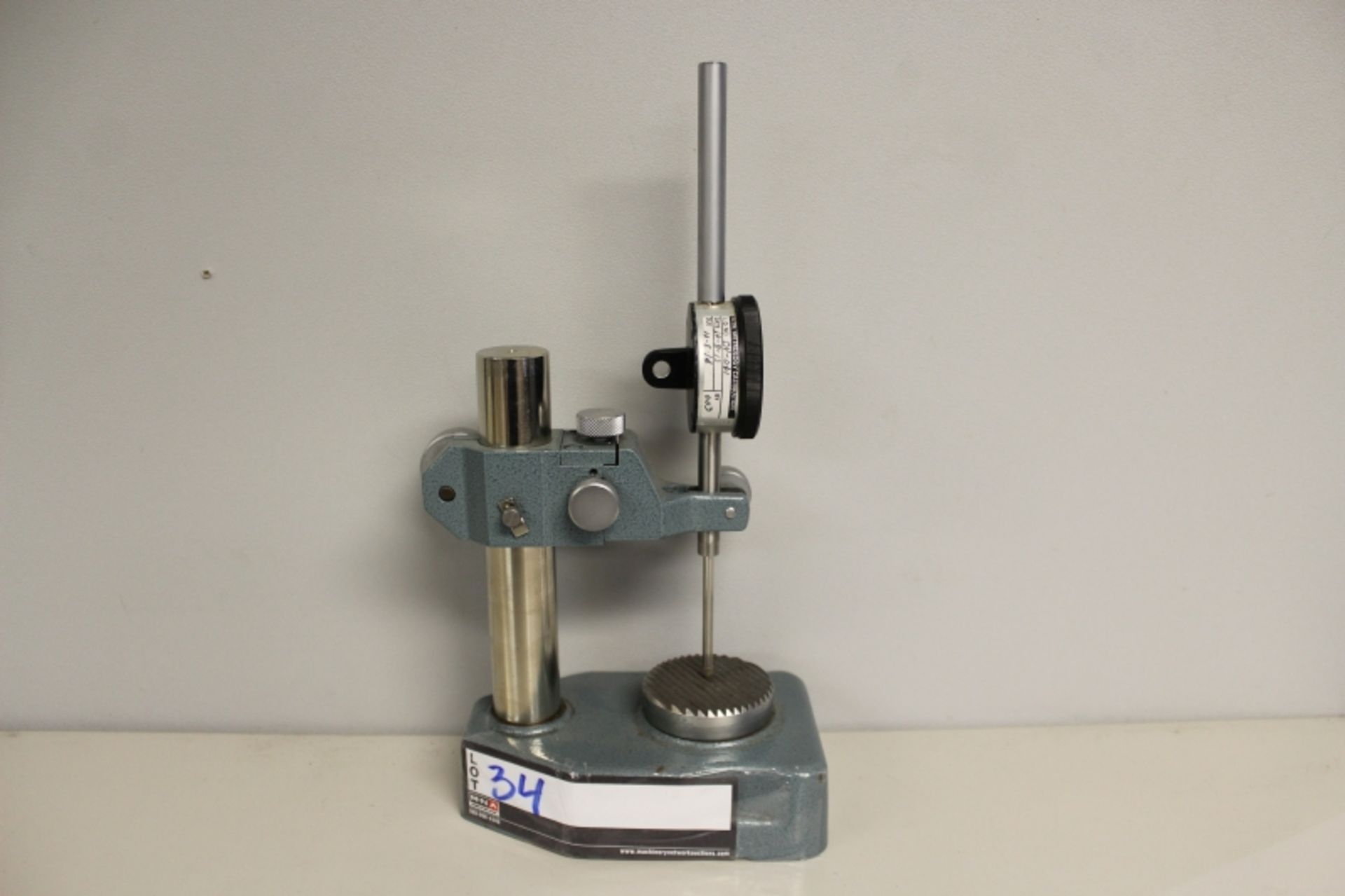 Mitutoyo Hardness Tester