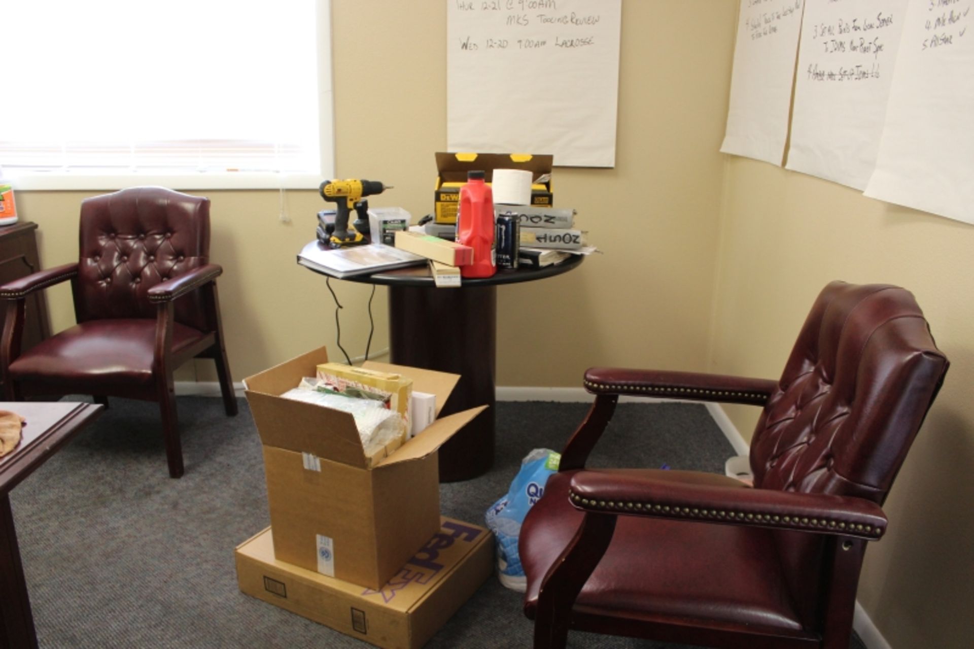 Room Content, Desk, Chair, Computer, White Board, Printer - Image 3 of 3