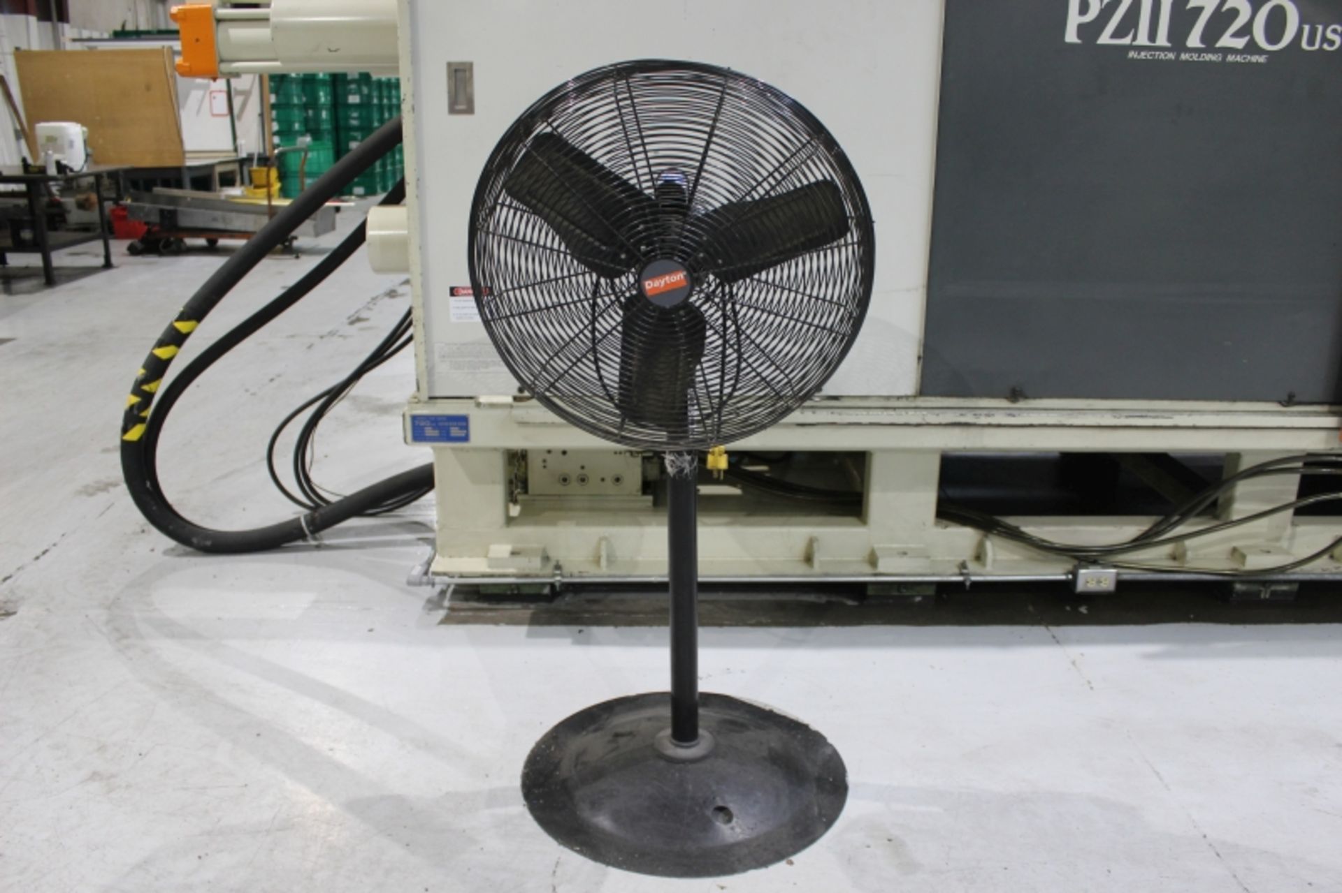 Dayton 24" Shop Fan