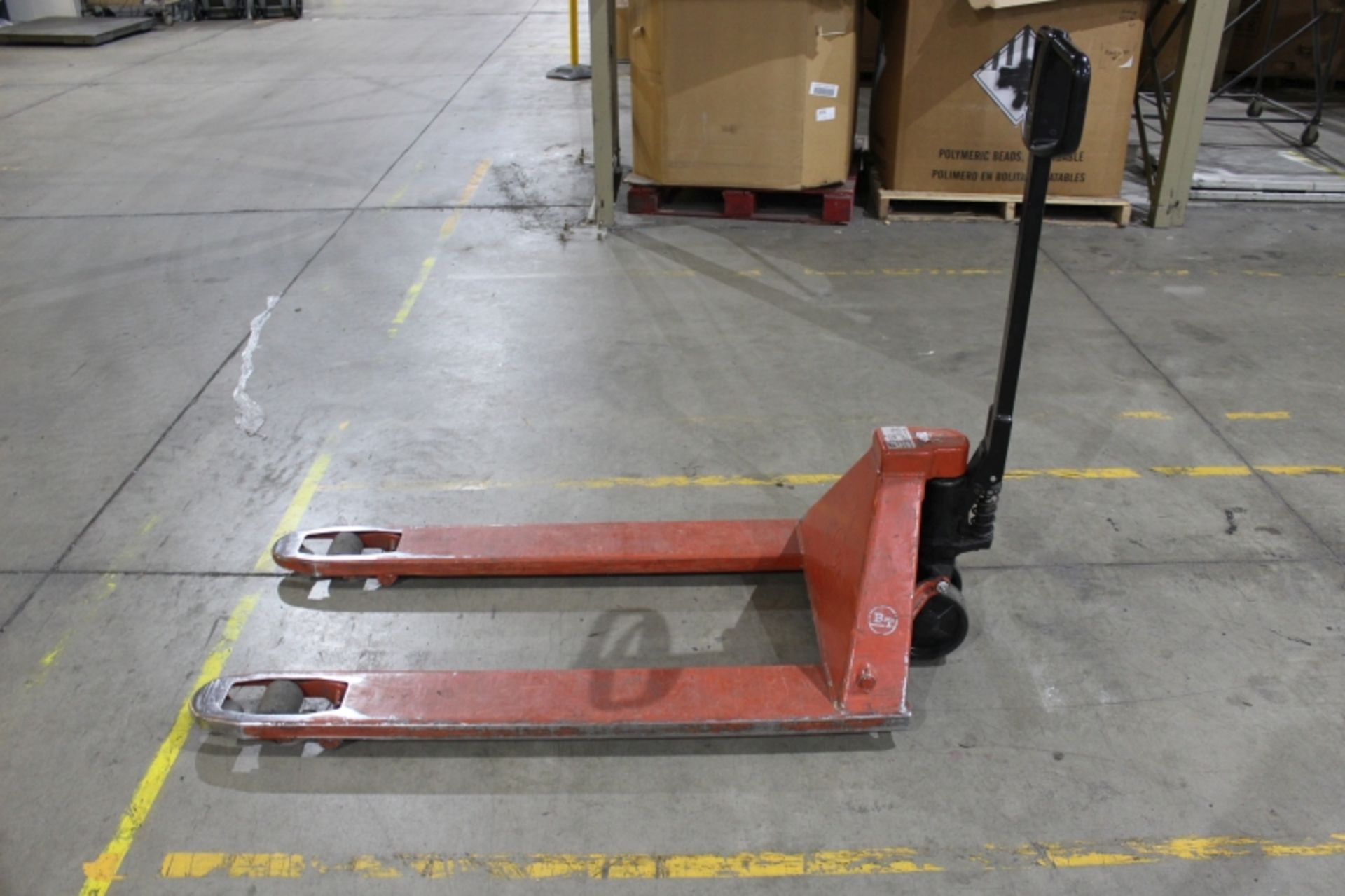 Manual Pallet Jack - Image 2 of 4