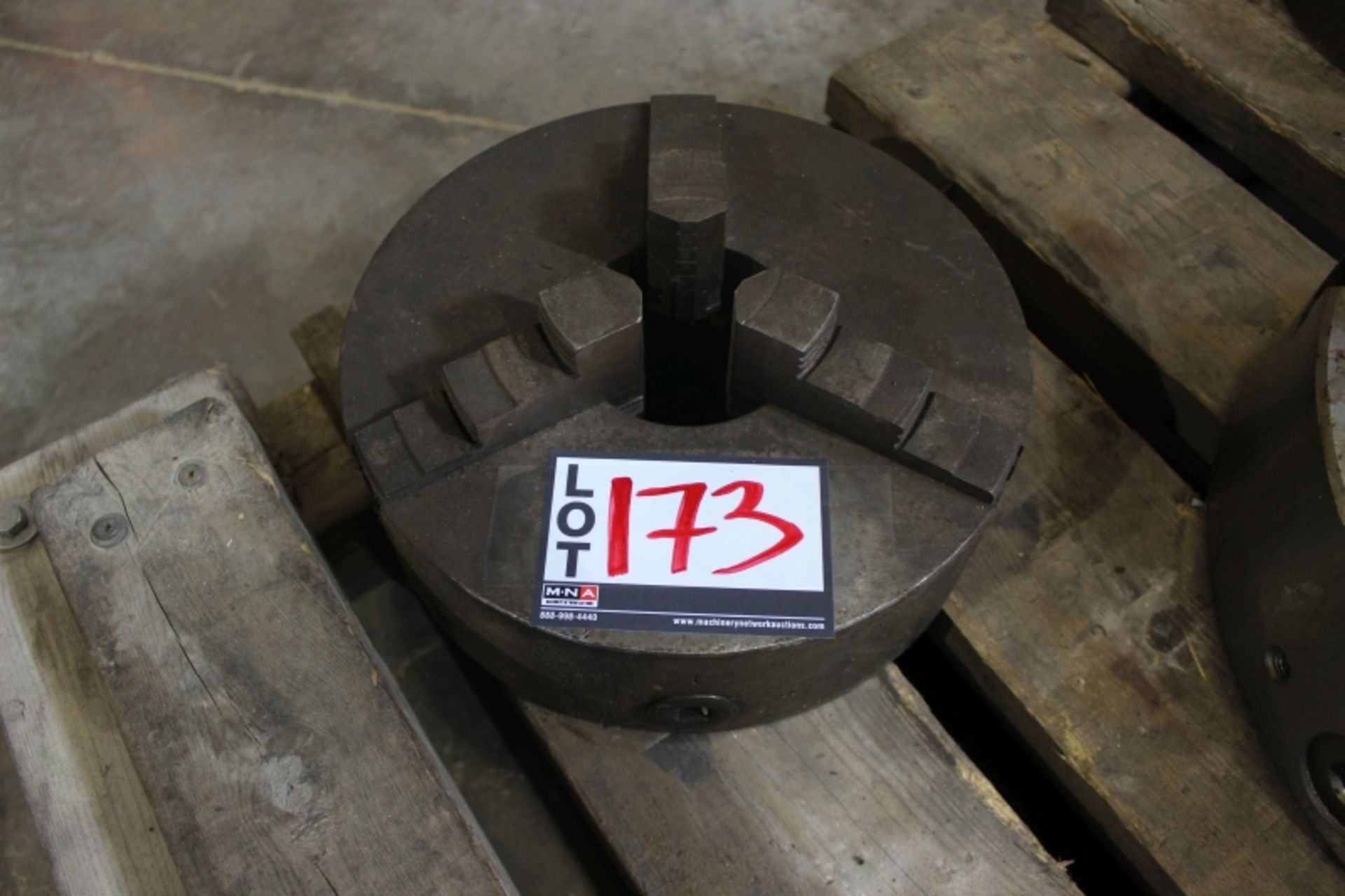 10" 3 Jaw Chuck - Image 2 of 3