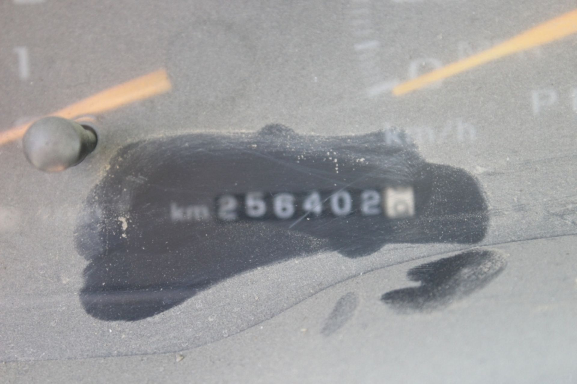 1998 Chevy Pick Up, 256,402 KM - Image 5 of 7