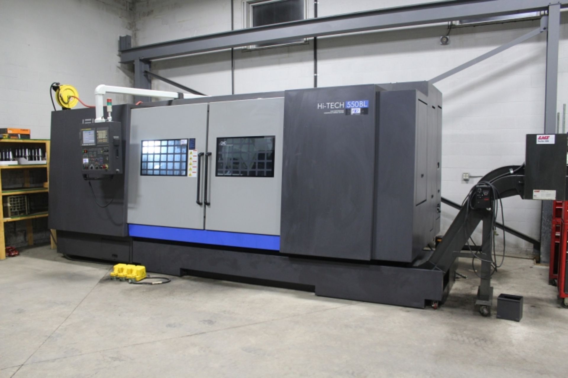 Hwacheon Hi-Tech 550BL Fanuc 0i-TD, 31.5” Sw, 4.6” bar cap, 23.2” x 83” max turn diam x length, 1800 - Image 2 of 15