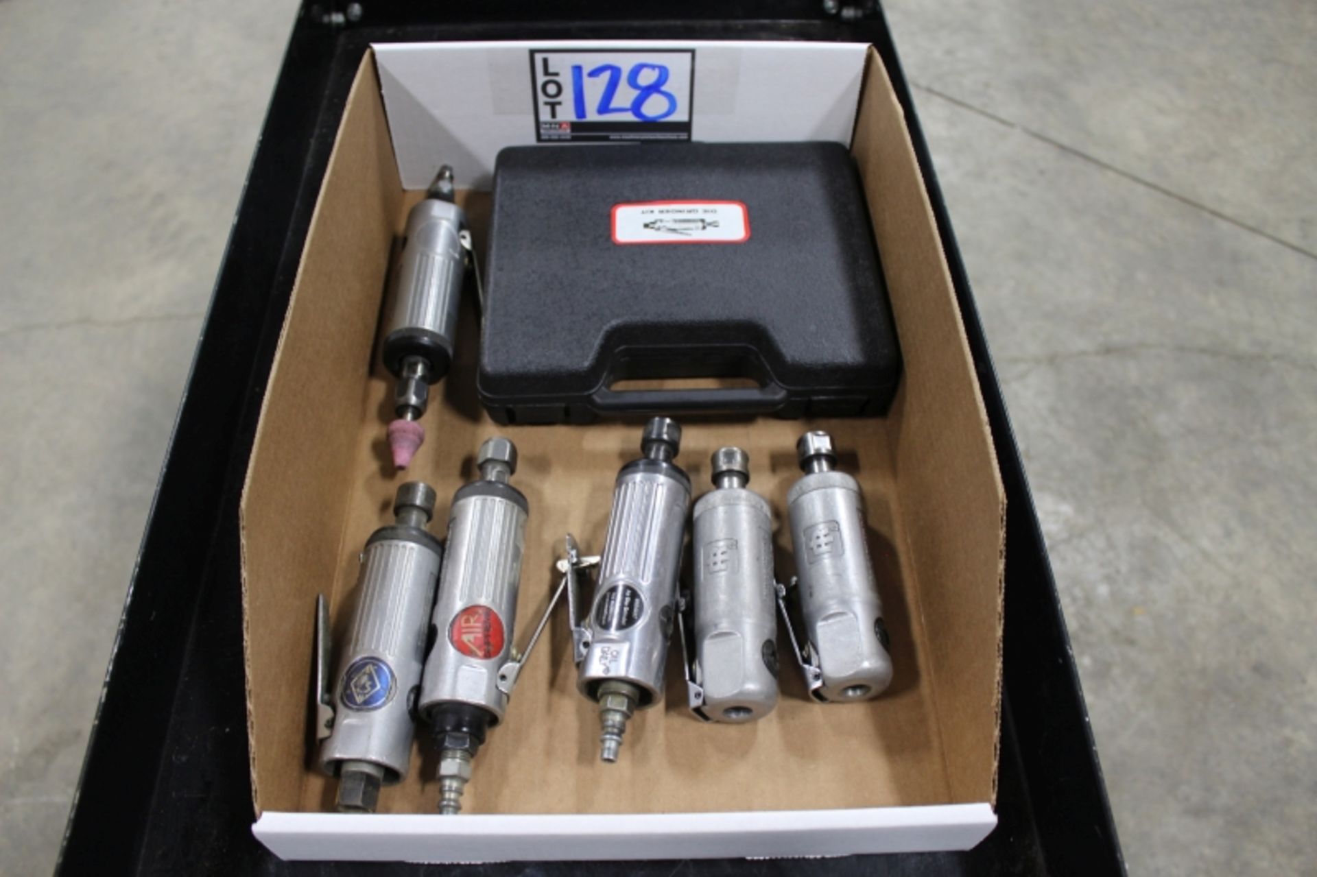 Assorted Pneumatic Grinders with Abrasive Kit