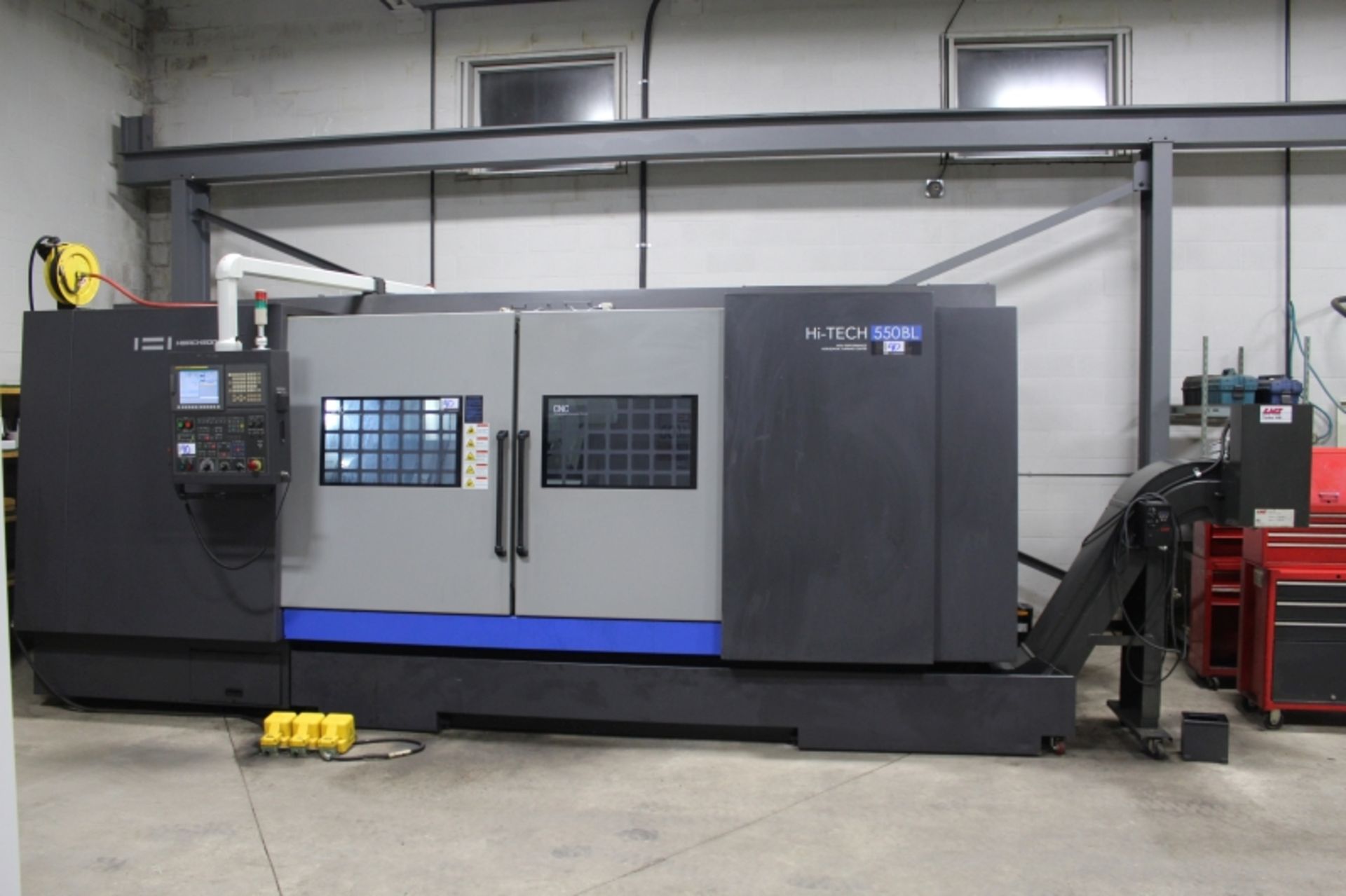 Hwacheon Hi-Tech 550BL Fanuc 0i-TD, 31.5” Sw, 4.6” bar cap, 23.2” x 83” max turn diam x length, 1800