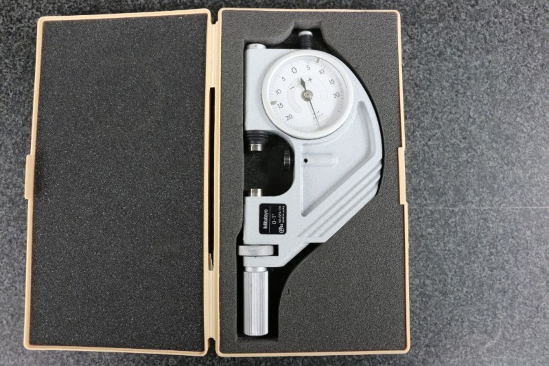 Mitutoyo 0 - 1" Super Micrometer - Image 3 of 5