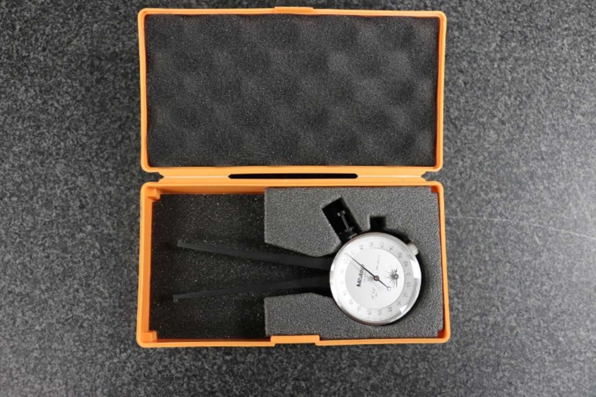 Mitutoyo Dial Caliper .4" - 1.4"