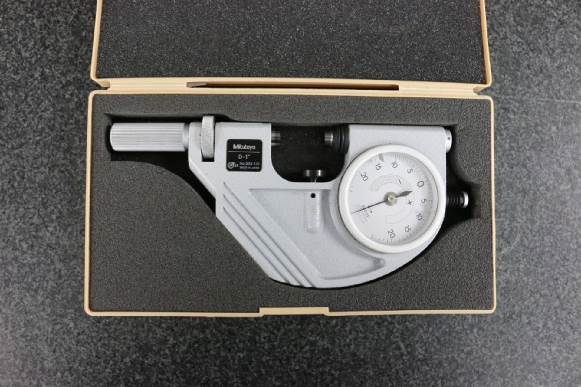 Mitutoyo 0 - 1" Super Micrometer - Image 2 of 5