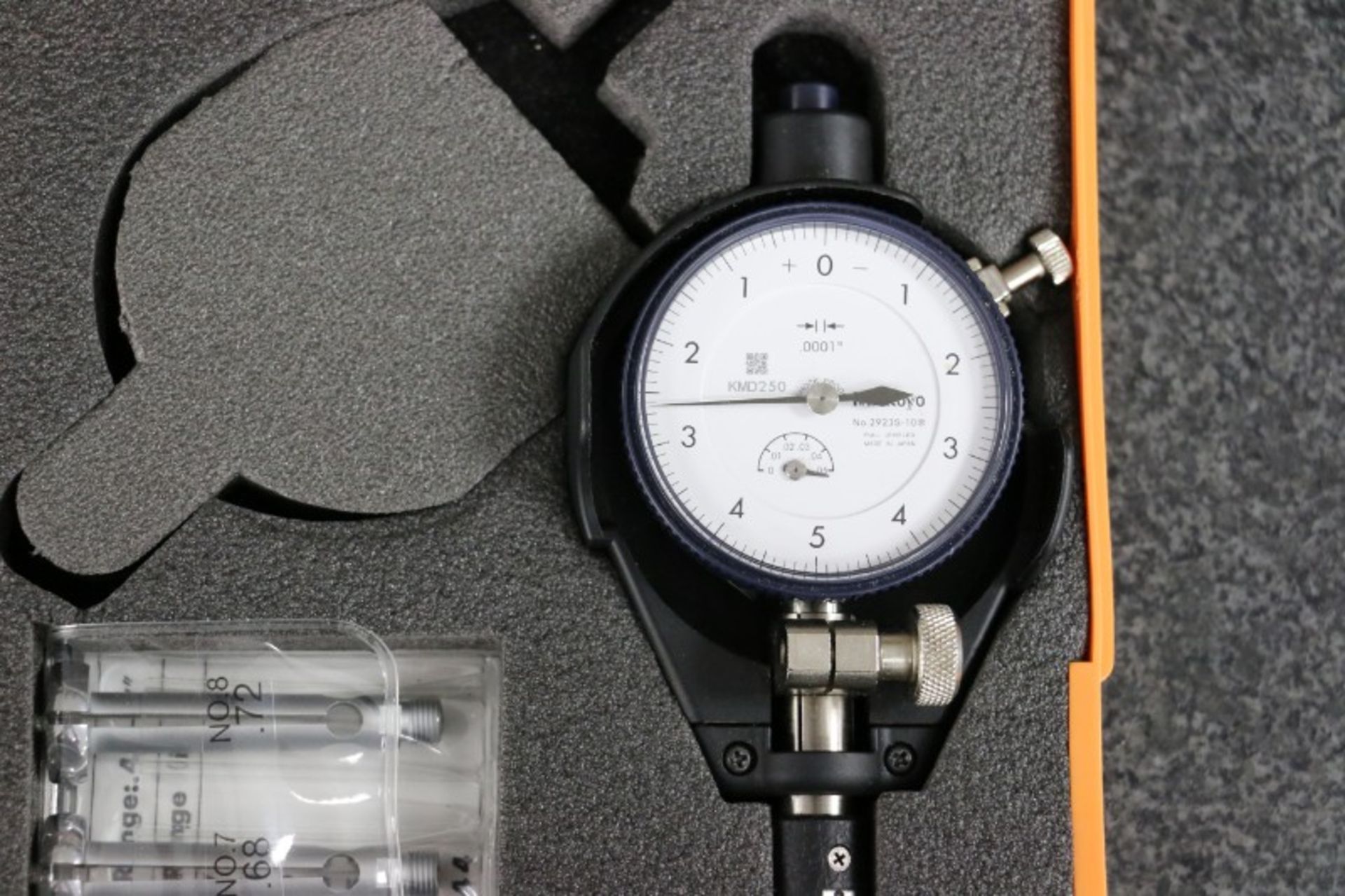 Mitutoyo Dial Bore Gage .400 - .700 - Image 4 of 5