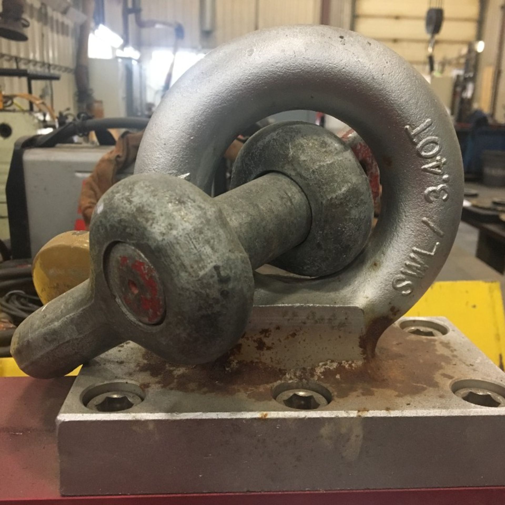 6600lb Earth-Chain ELM-3000 Lift Magnet with forklift coupler attachment - Image 4 of 4