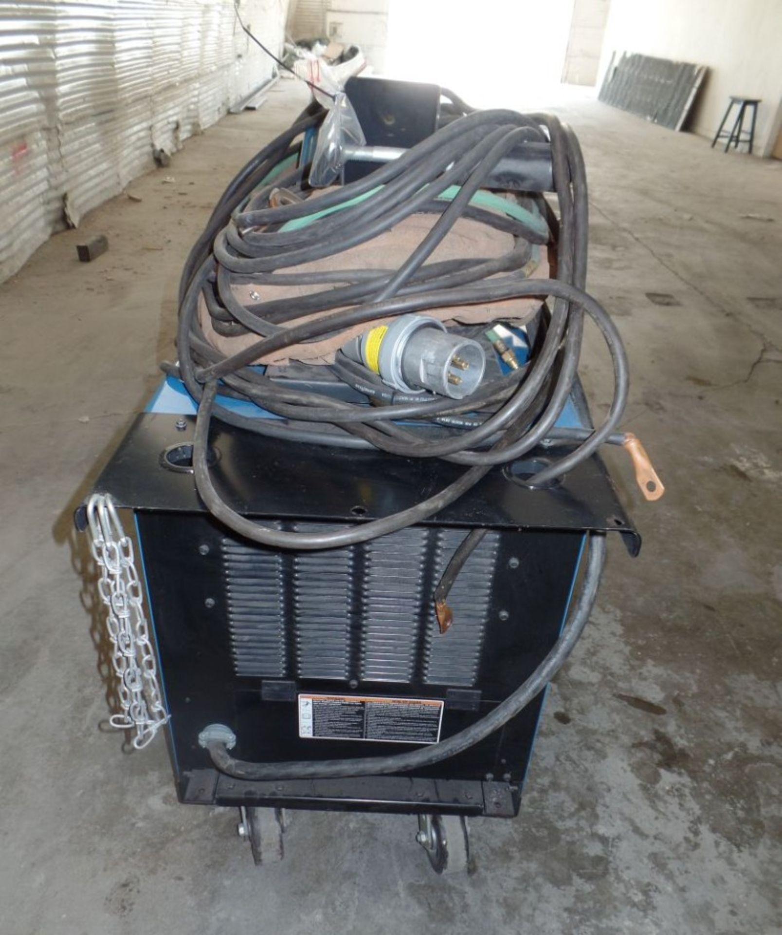 Miller Deltaweld 452 MIG Welder, wire feeder, s/n MC400288C - Image 3 of 5