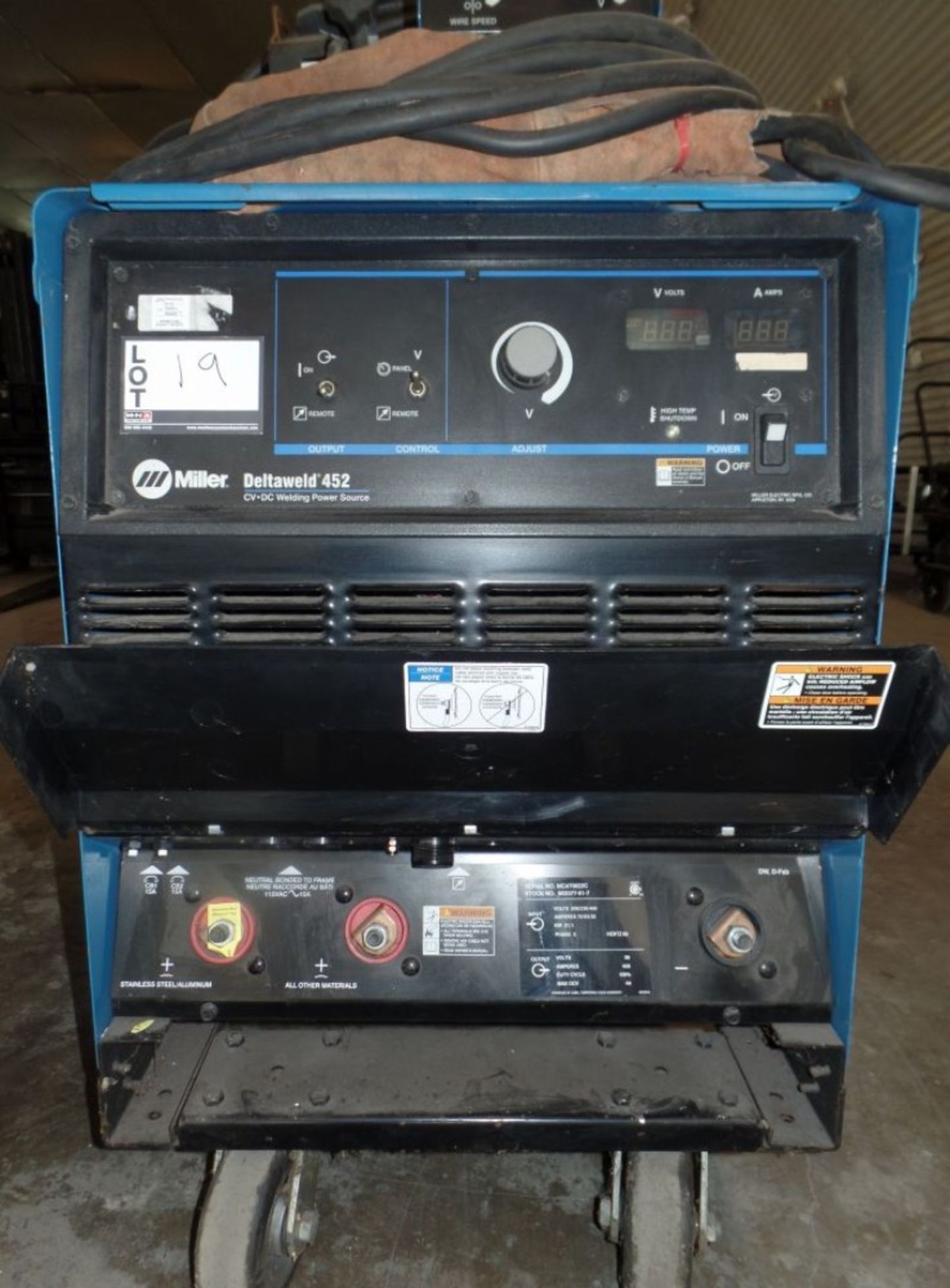 Miller Deltaweld 452 MIG Welder, wire feeder, s/n MC470022C - Image 6 of 6