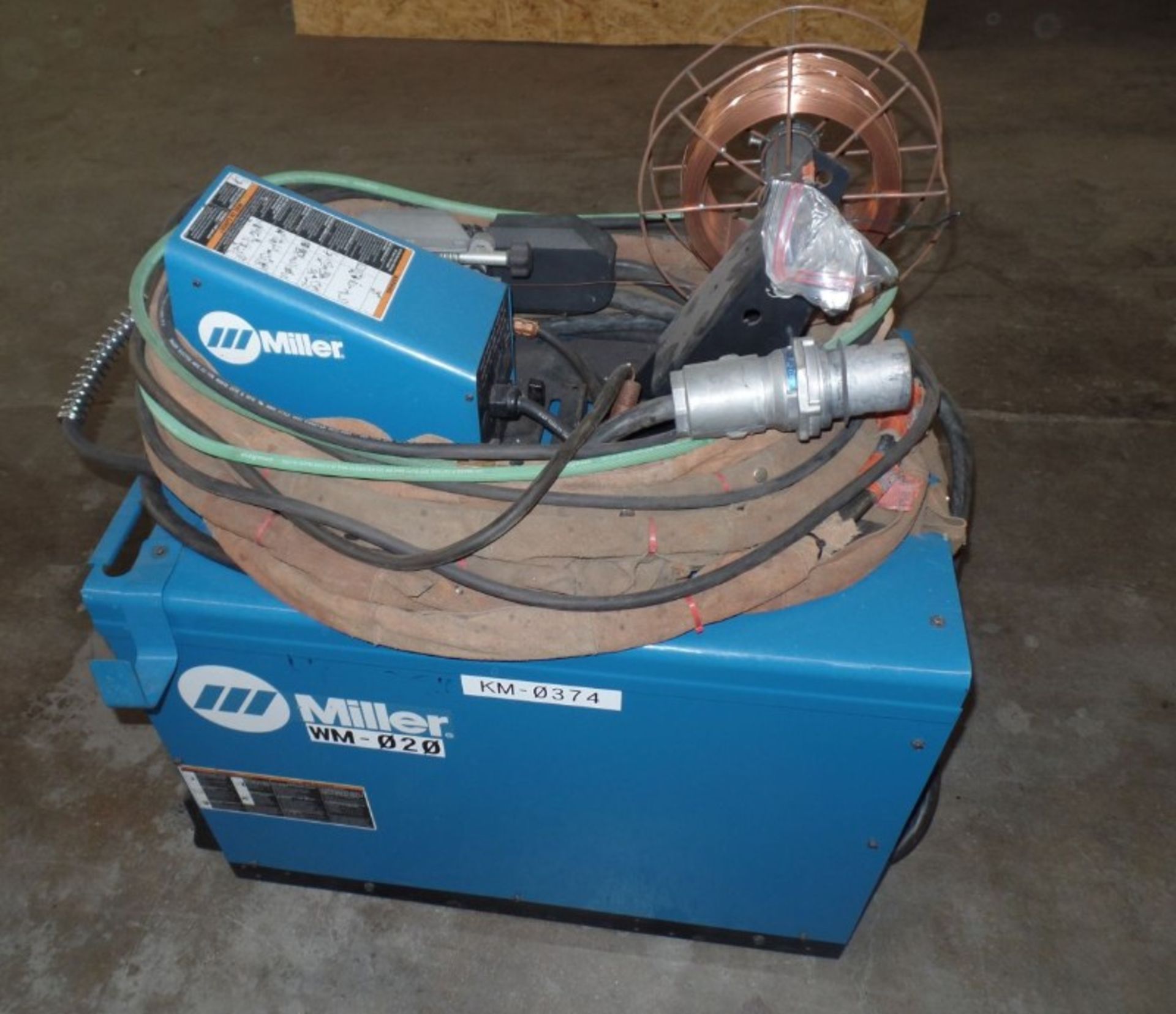 Miller Deltaweld 452 MIG Welder, wirefeeder, s/n MC480014C - Image 5 of 6