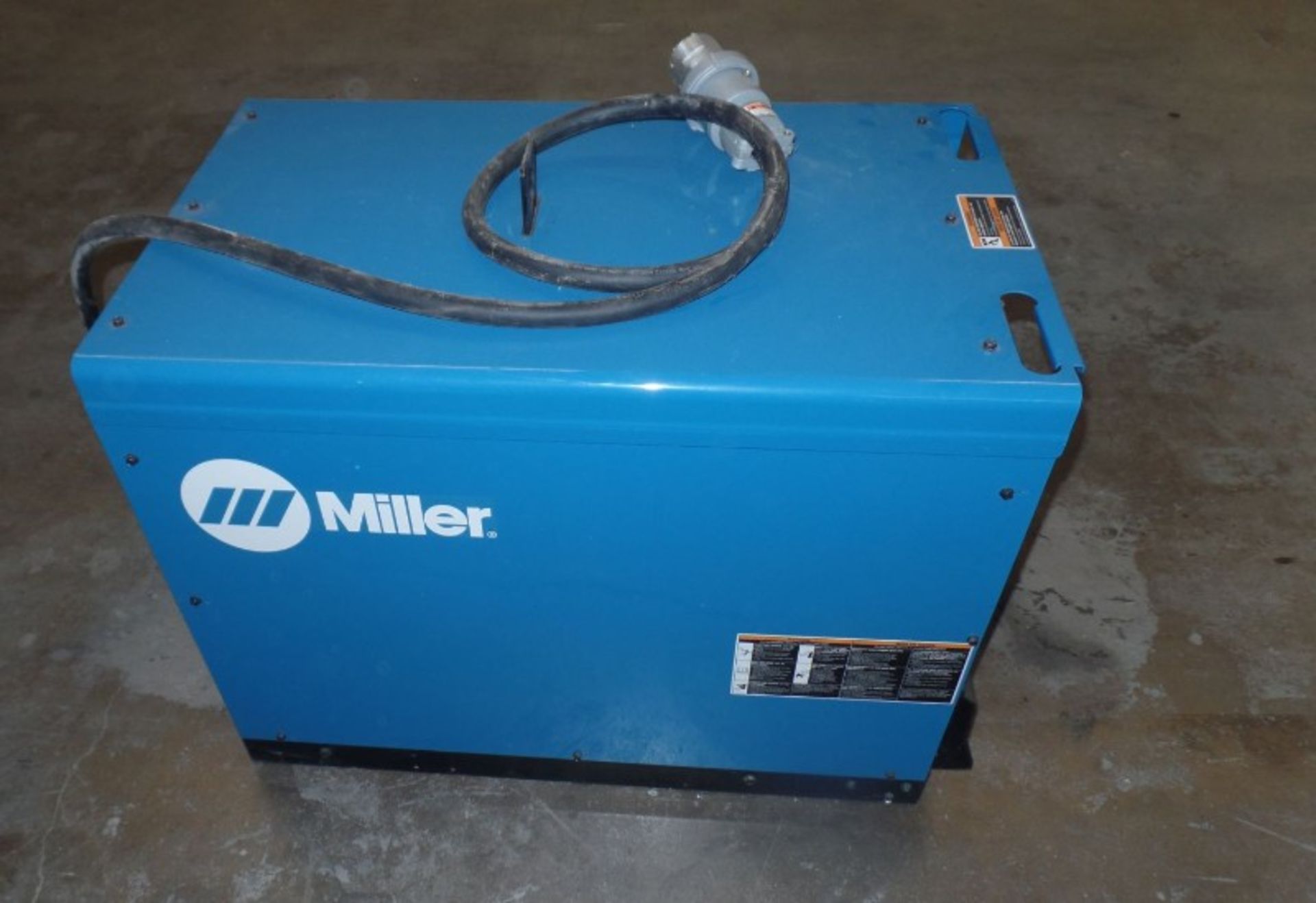 Miller Deltaweld 452 MIG Welder, s/n ME210142C - Image 2 of 6