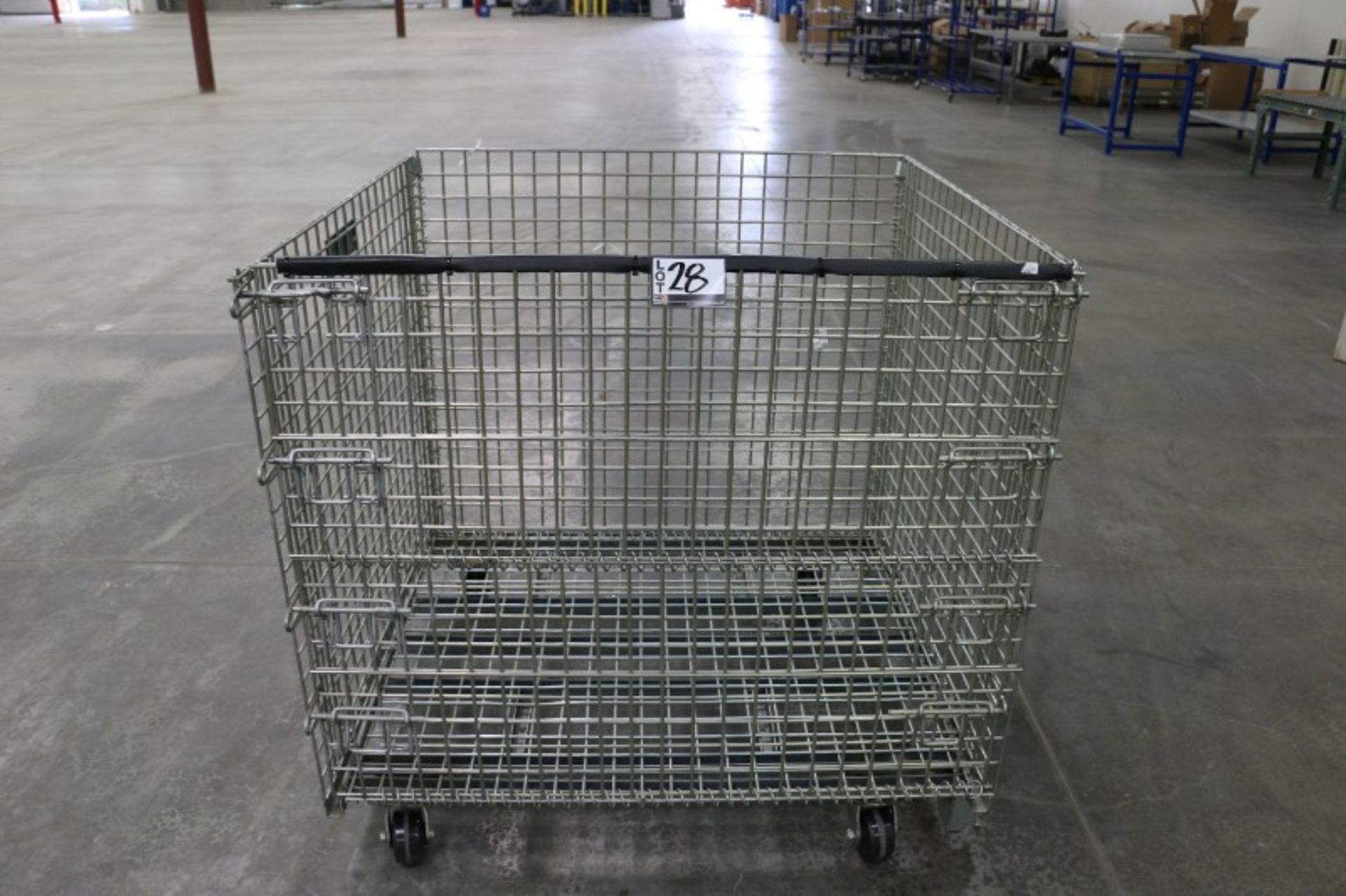 Rolling Wire Gaylord, 46"W x 39"L x 36"h, 2800lb capacity, collapsible